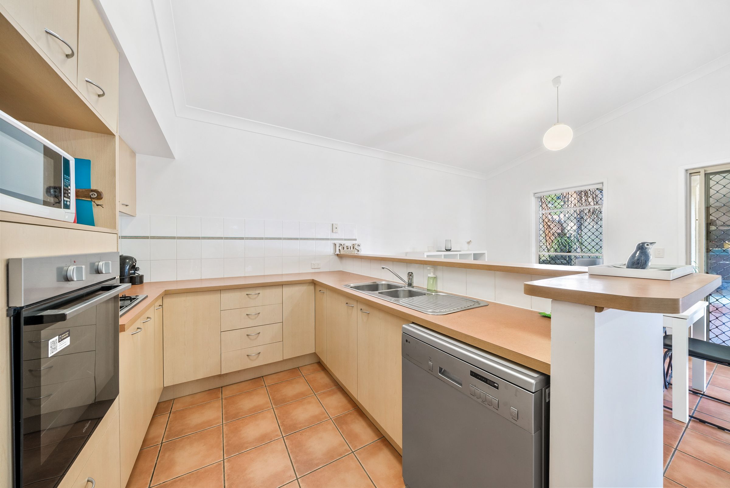 9 Darby Street, North Lakes QLD 4509, North Lakes - Thumbnail 2