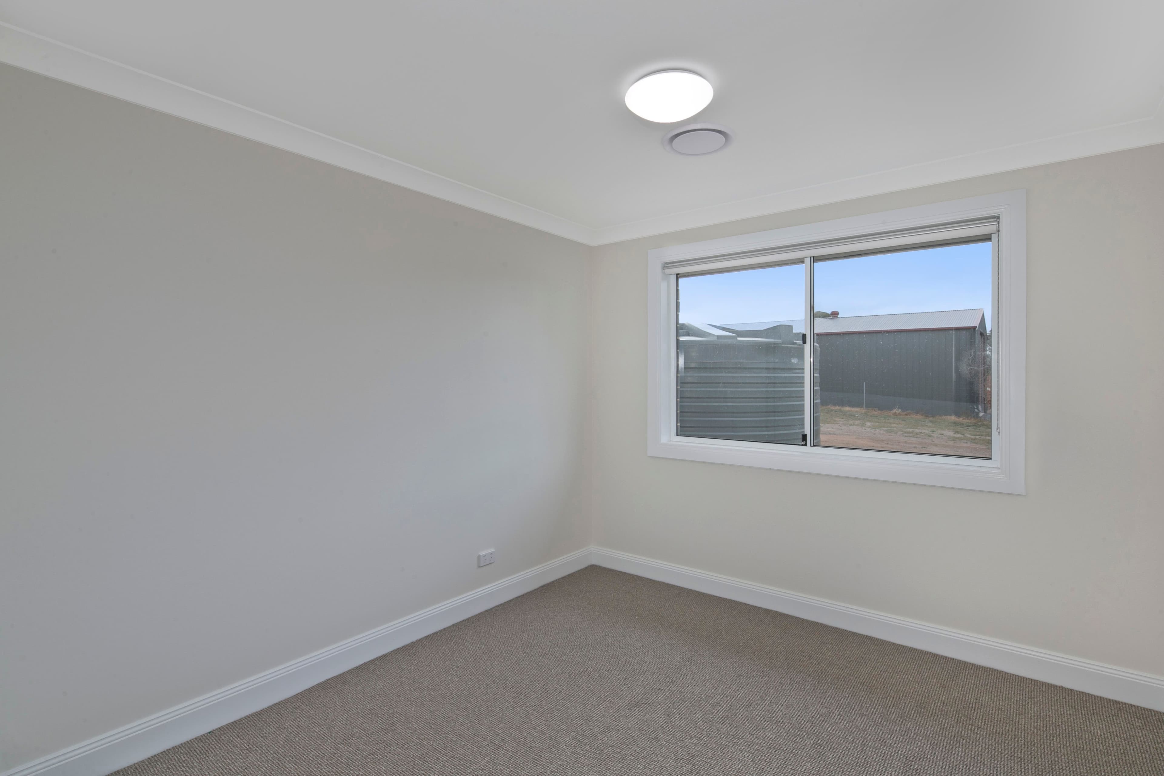 2 Ducks Lane, Goulburn - Thumbnail 8