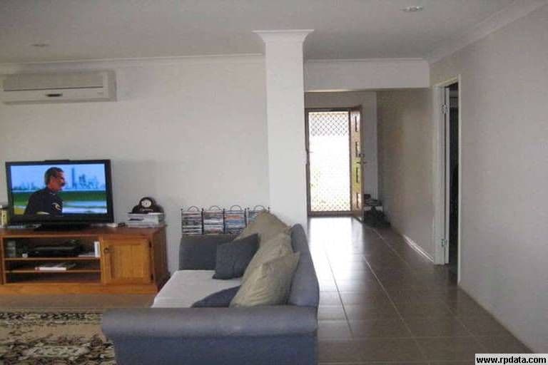 3 Antonia Place, ORMEAU QLD 4208, Ormeau - Thumbnail 2