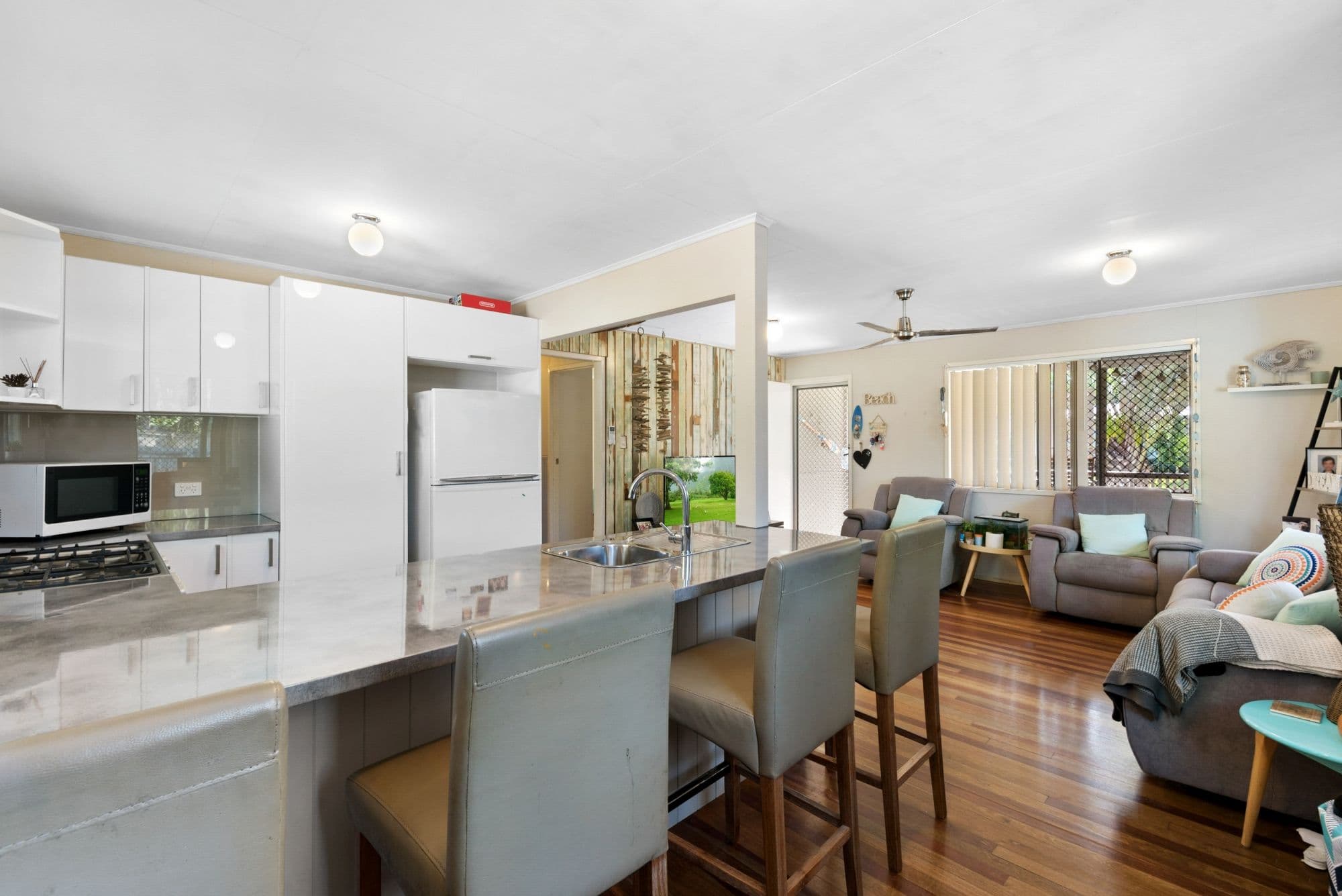 4 Parrot Court, Deception Bay QLD 4508, Deception Bay - Thumbnail 2