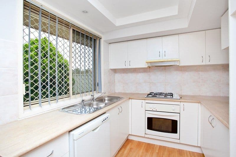 12 Solaris Drive, Doonside - Thumbnail 2