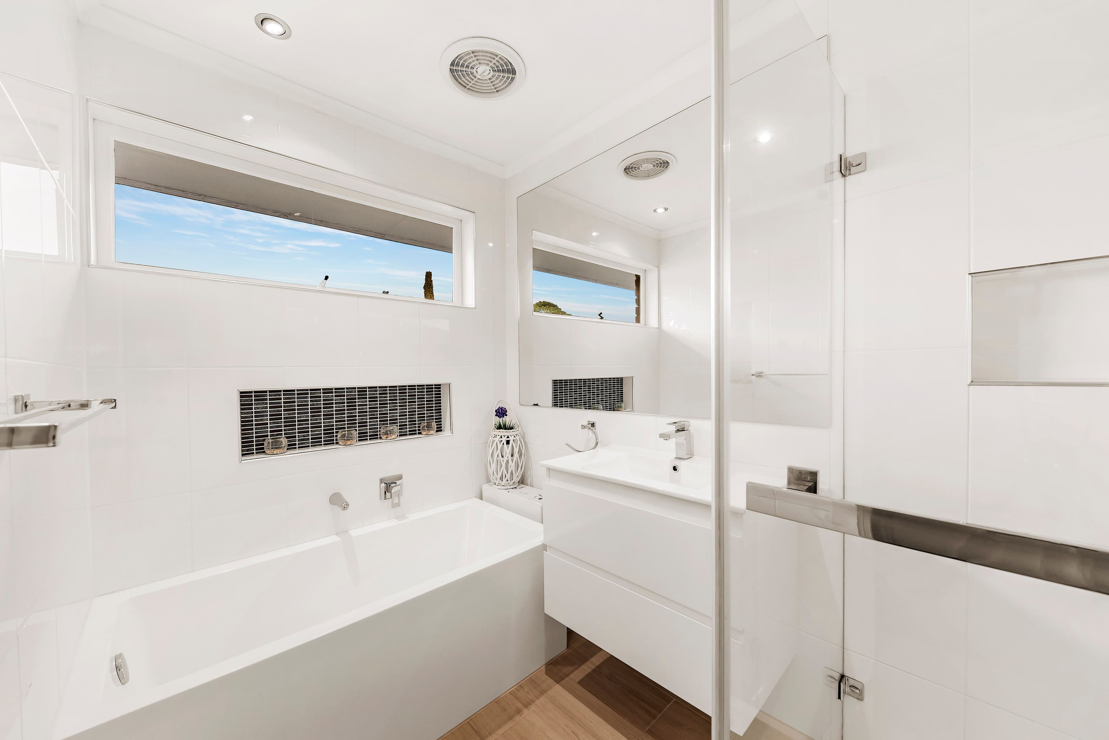 15 Saxon Avenue, Wantirna VIC 3152, Wantirna - Thumbnail 5