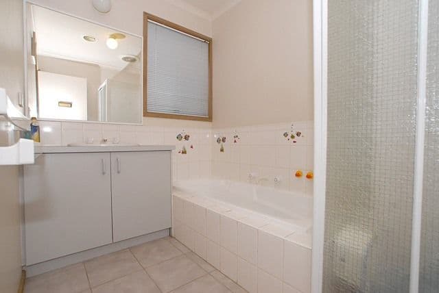 44 Maple Crescent, HOPPERS CROSSING VIC 3029, Hoppers Crossing - Thumbnail 5