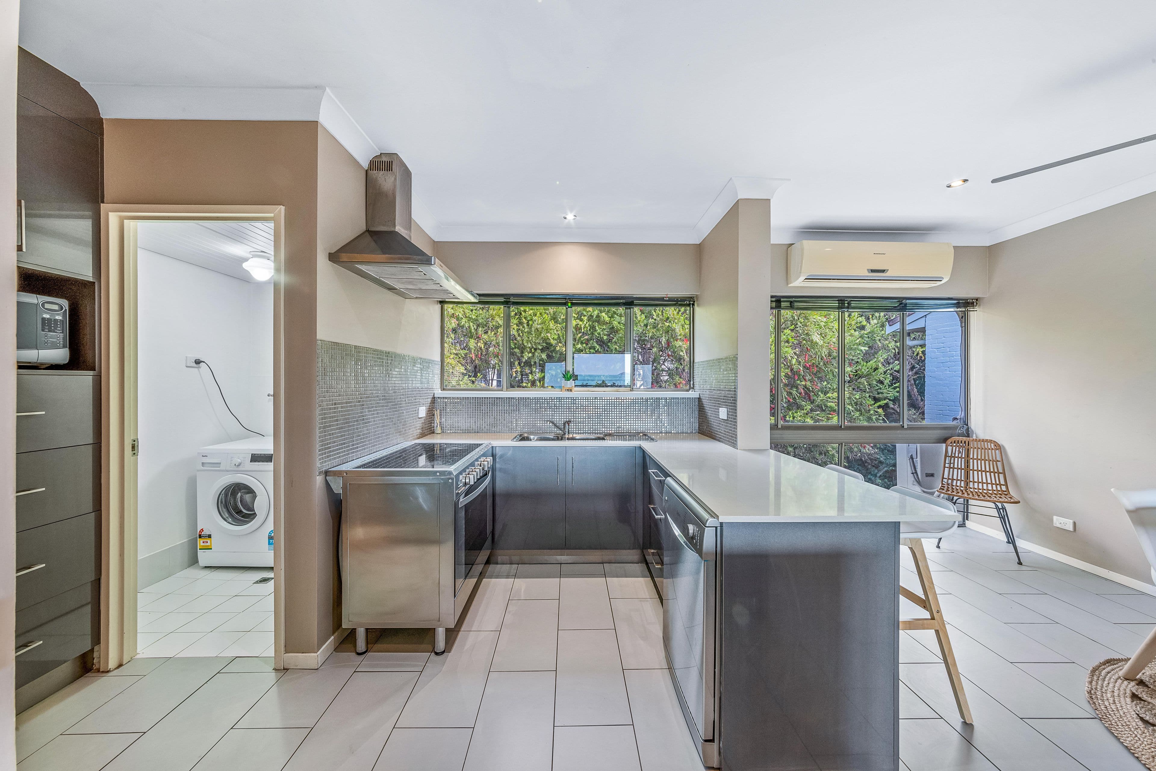 6 Eshelby Drive, Cannonvale QLD 4802, Cannonvale - Thumbnail 6