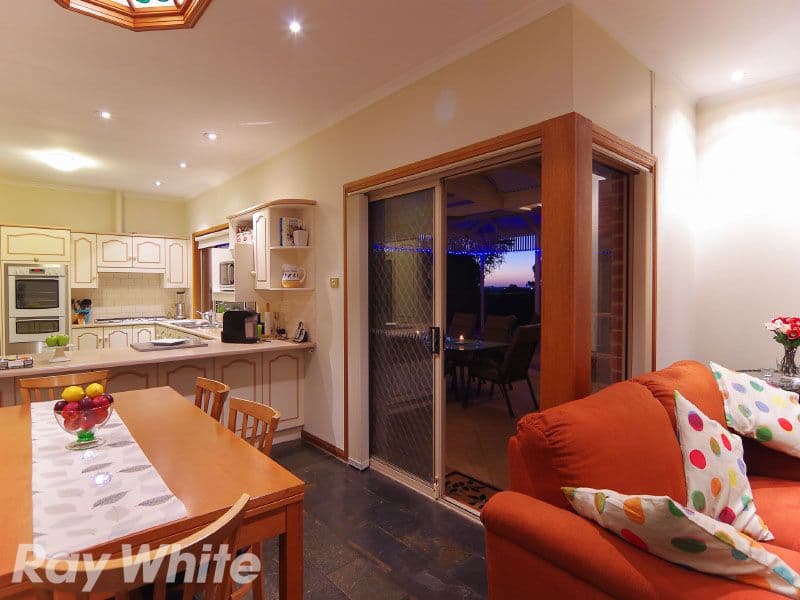 4 Ridgetop Place, COROMANDEL VALLEY SA 5051, Coromandel Valley - Thumbnail 6