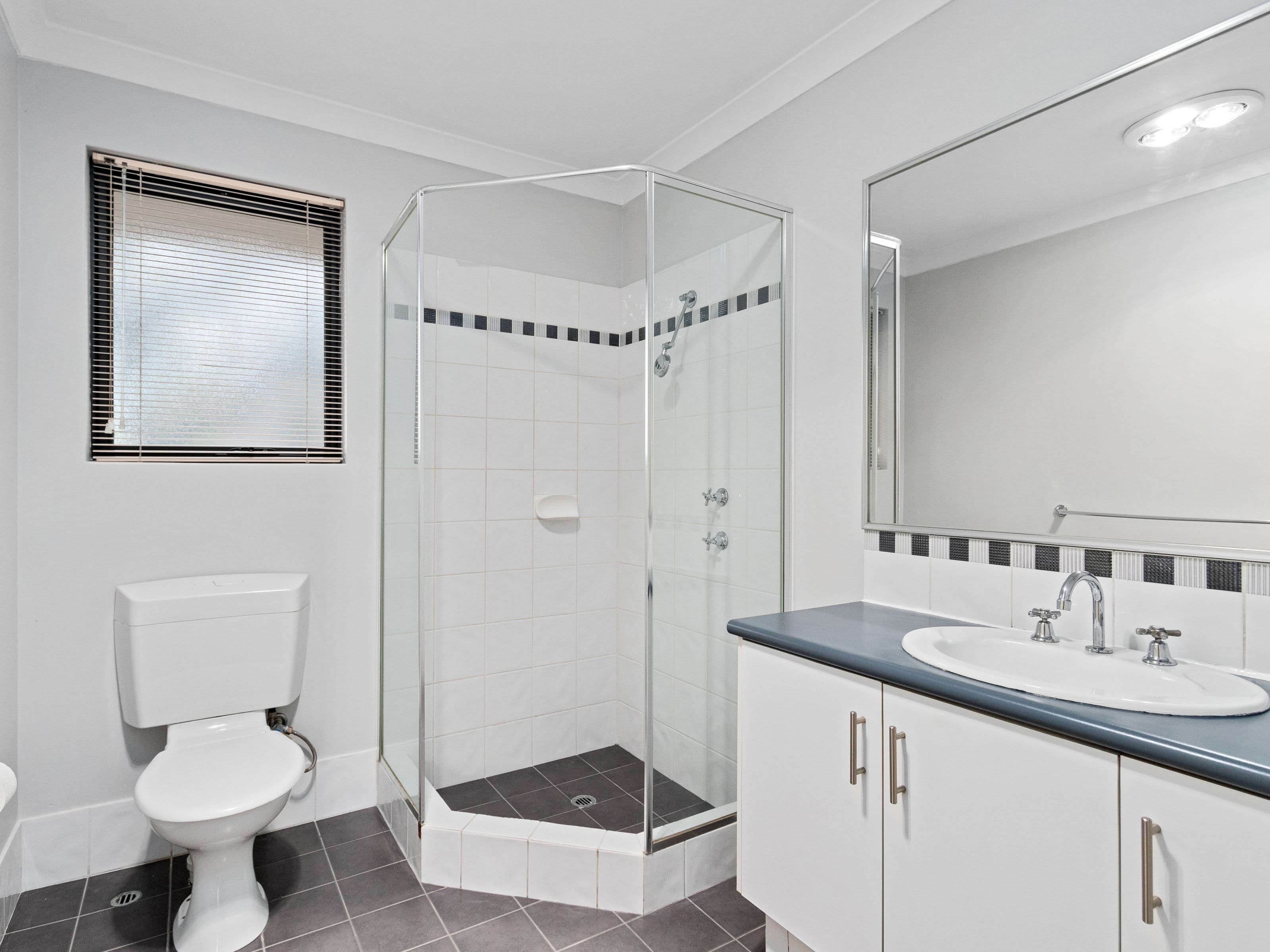 117 George Way, Cannington WA 6107, Cannington - Thumbnail 3