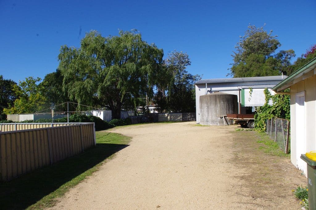 9 Mulligan Street, Inverell NSW 2360, Inverell - Thumbnail 8