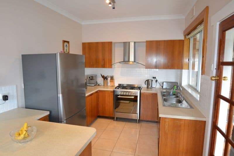 10 Ross Avenue, INVERMAY TAS 7248, Invermay - Thumbnail 2