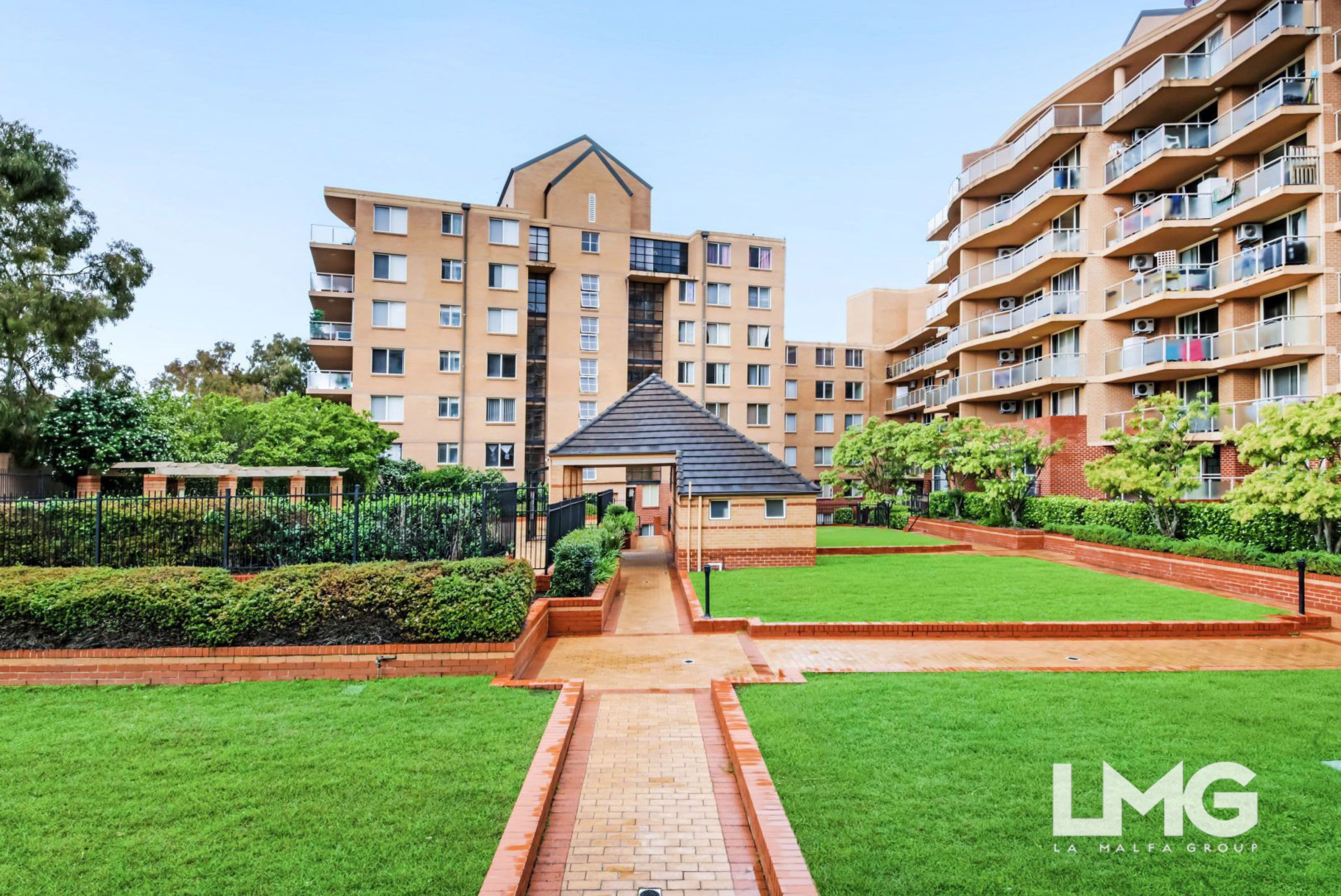 2 Macquarie Road, Auburn NSW 2144, Auburn - Thumbnail 2