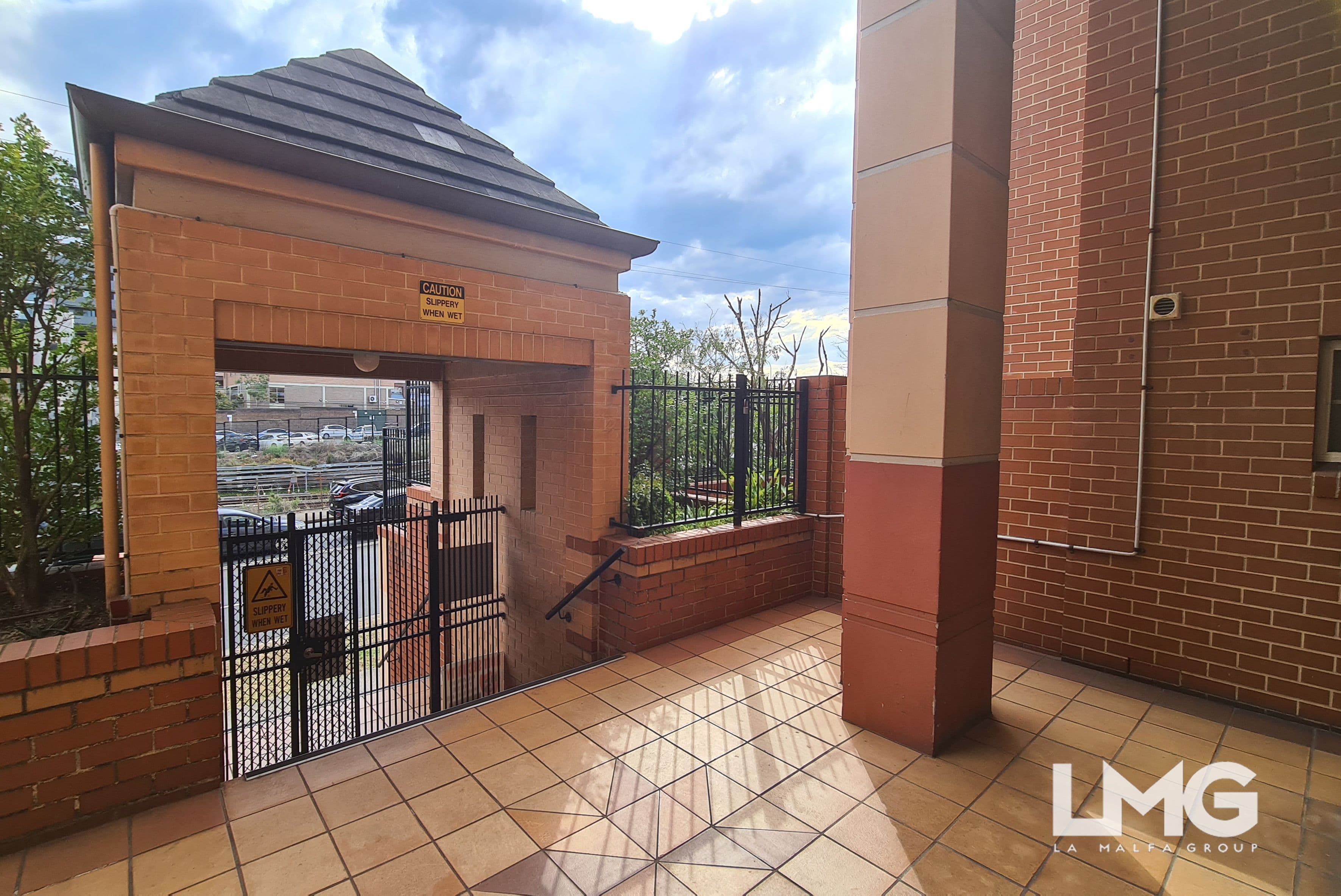2 Macquarie Road, Auburn NSW 2144, Auburn - Thumbnail 3