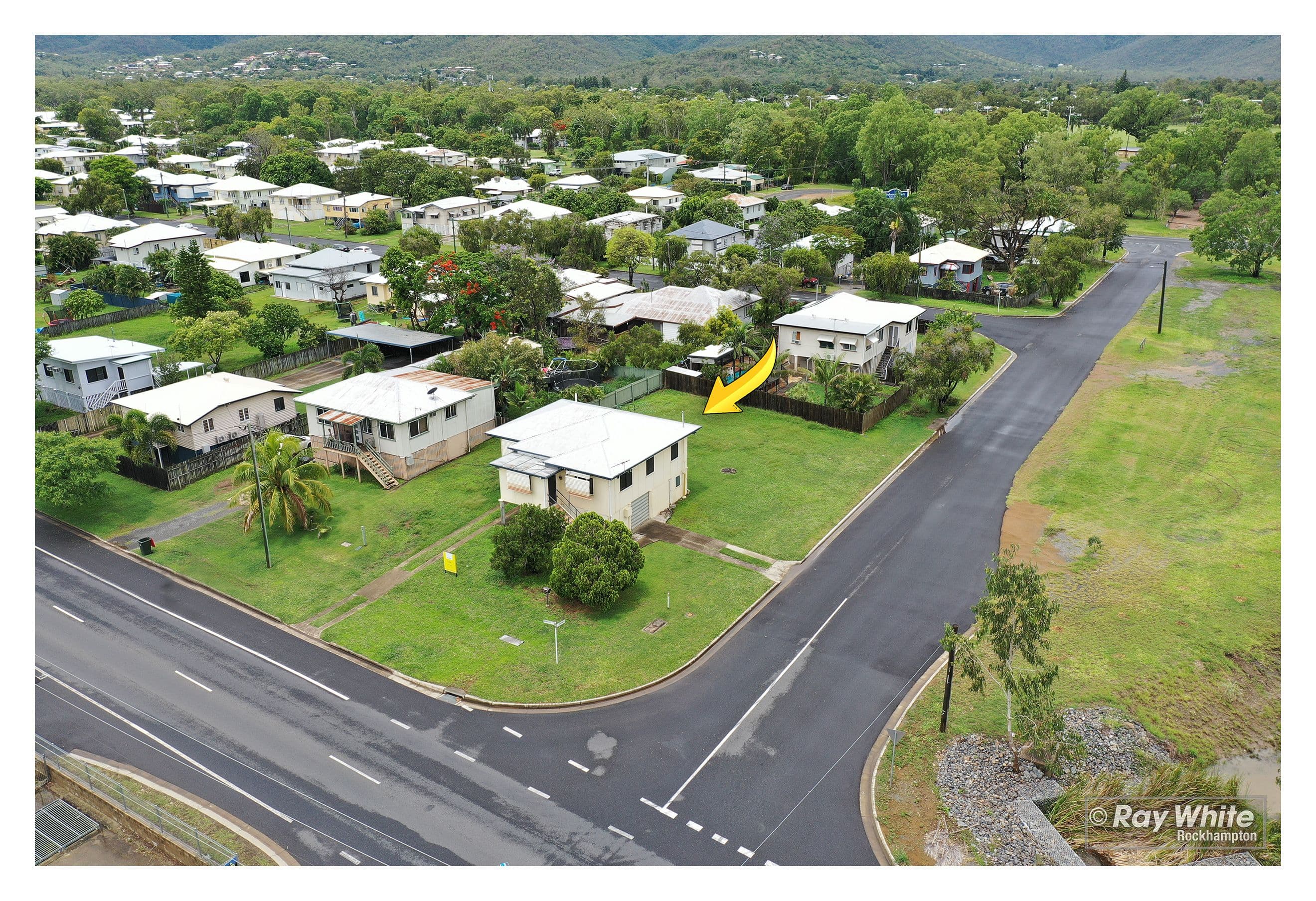 84 Dean Street, Berserker QLD 4701, Berserker - Thumbnail 3
