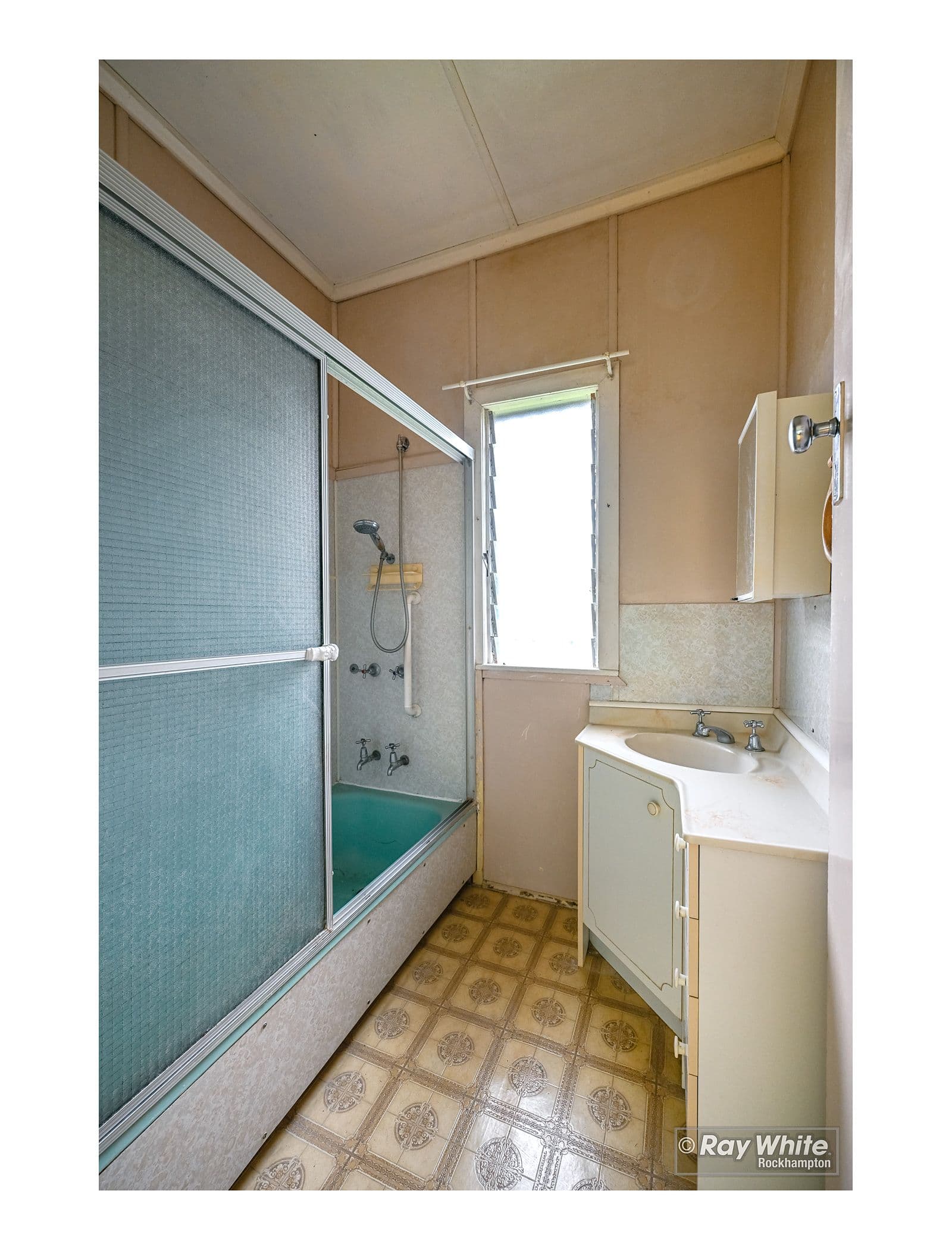 84 Dean Street, Berserker QLD 4701, Berserker - Thumbnail 8