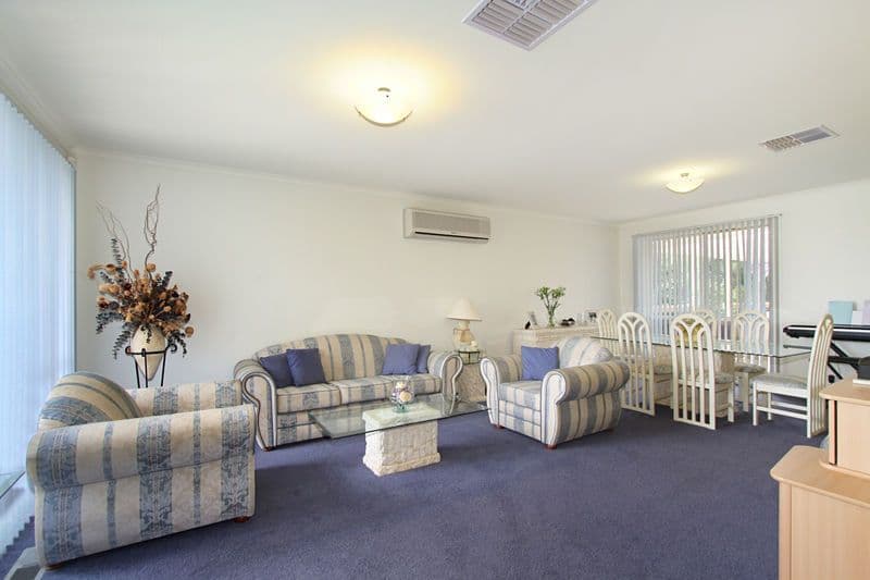 6 Tarcoola Drive, NARRE WARREN VIC 3805, Narre Warren - Thumbnail 2