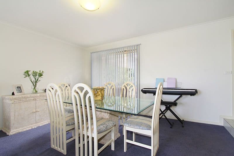 6 Tarcoola Drive, NARRE WARREN VIC 3805, Narre Warren - Thumbnail 4