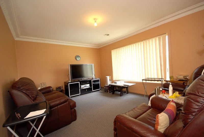 43 Coronation Avenue, BRAIDWOOD NSW 2622, Braidwood - Thumbnail 2