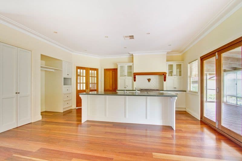 19 Pamela Crescent, BOWEN MOUNTAIN NSW 2753, Bowen Mountain - Thumbnail 3