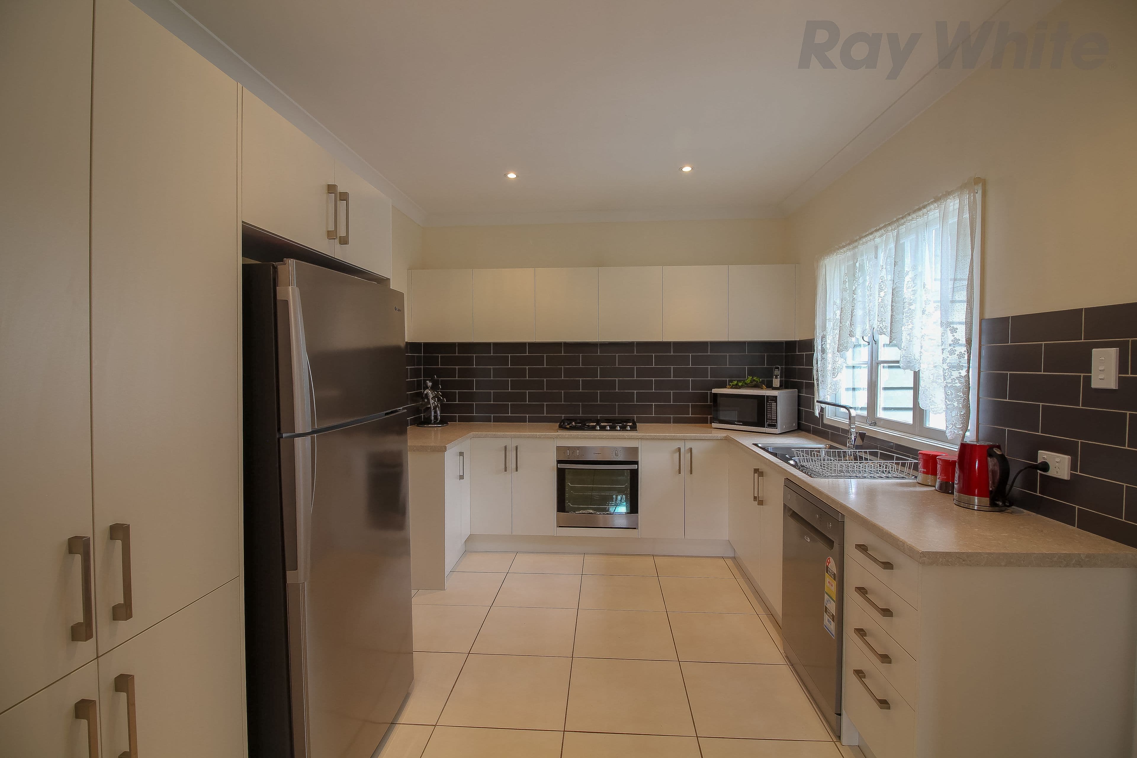 23 Brisbane Road, Newtown QLD 4305, Newtown - Thumbnail 3
