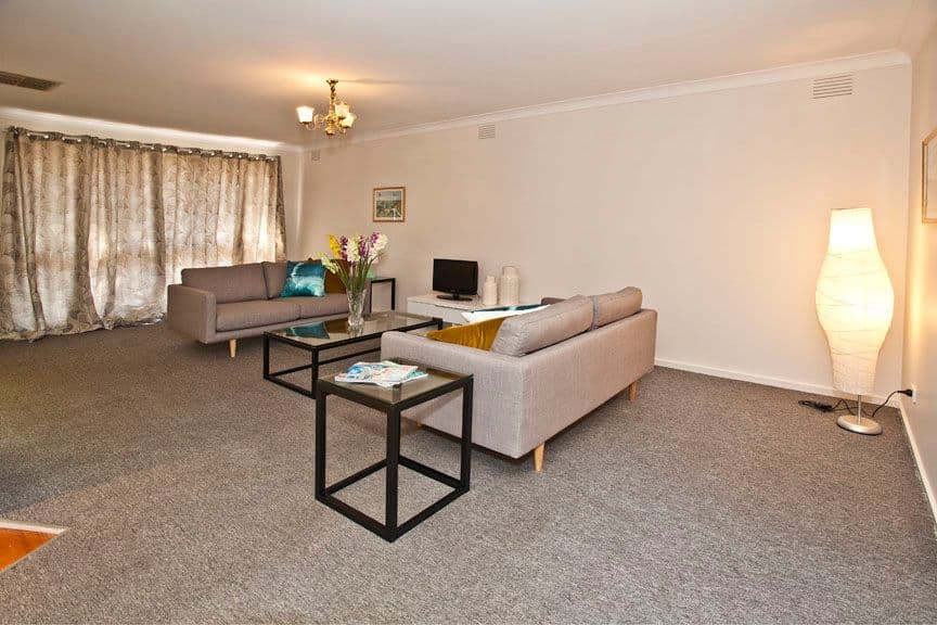 9 Lancelot Crescent, GLEN WAVERLEY VIC 3150, Glen Waverley - Thumbnail 4