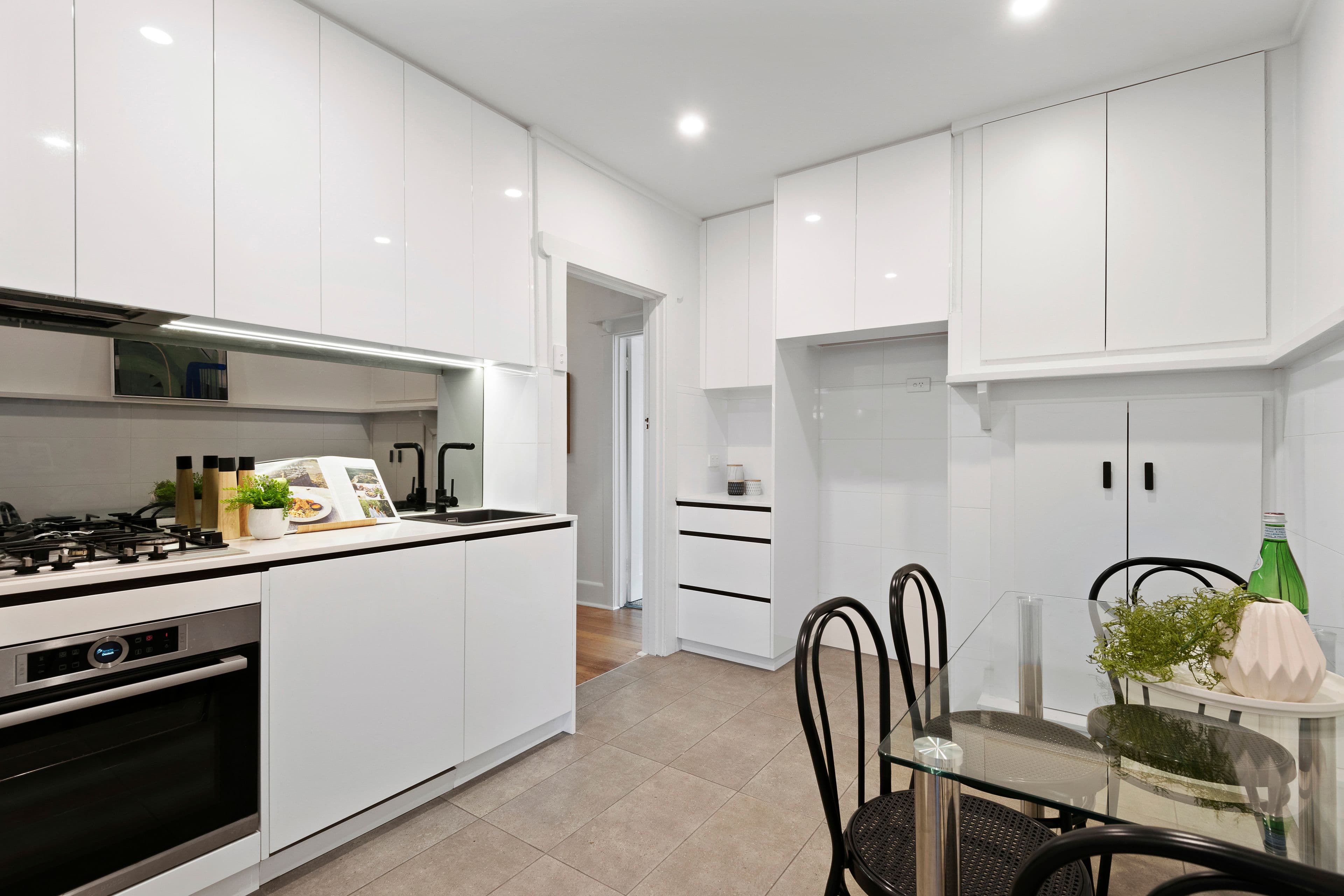 12 Shelley Street, Elwood VIC 3184, Elwood - Thumbnail 4