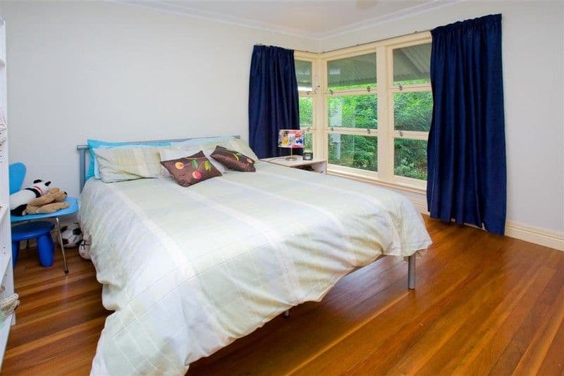 37 Dunrod Street, HOLLAND PARK WEST QLD 4121, Holland Park West - Thumbnail 8
