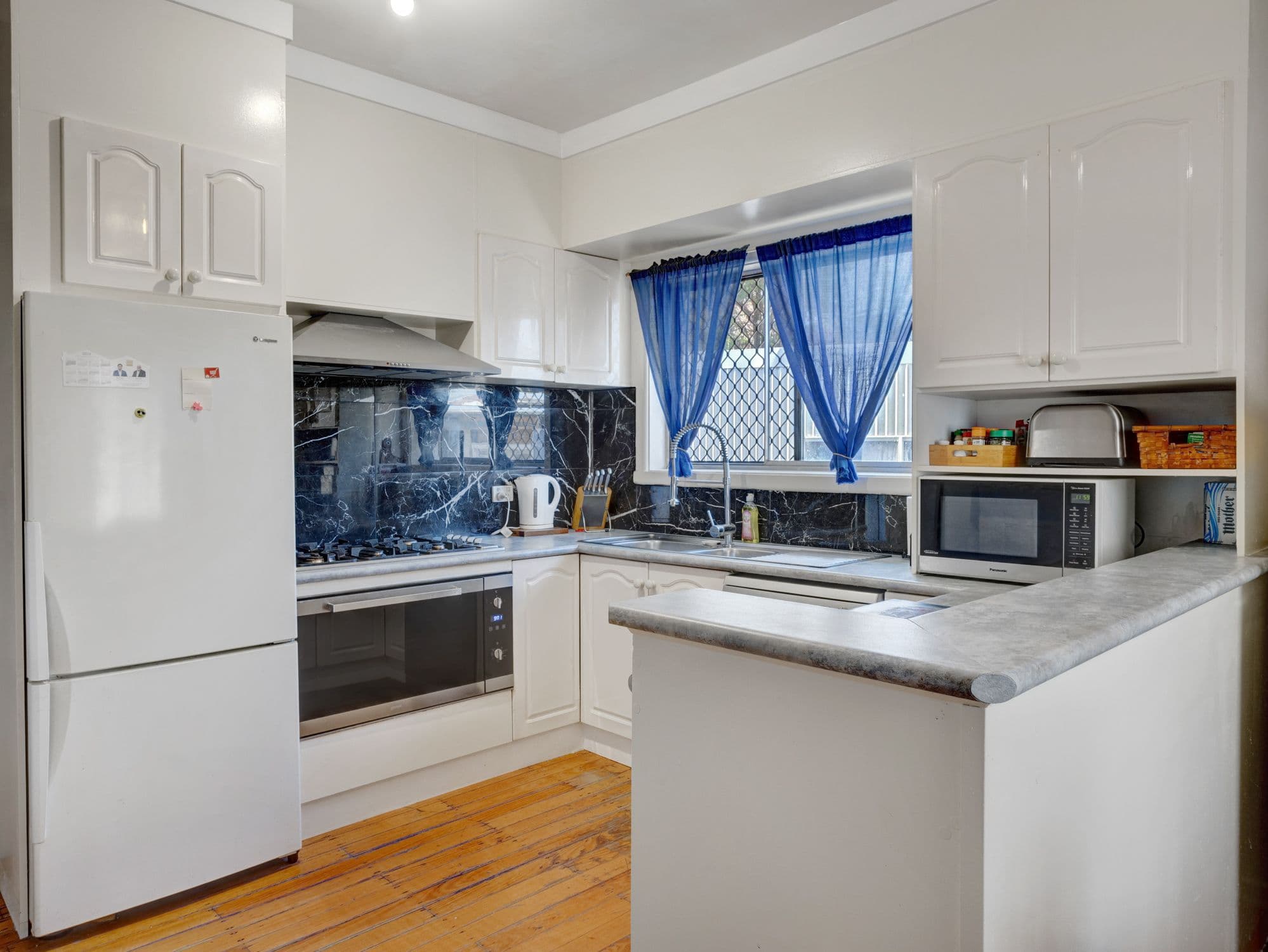 952 Calimo Street, North Albury NSW 2640, North Albury - Thumbnail 4