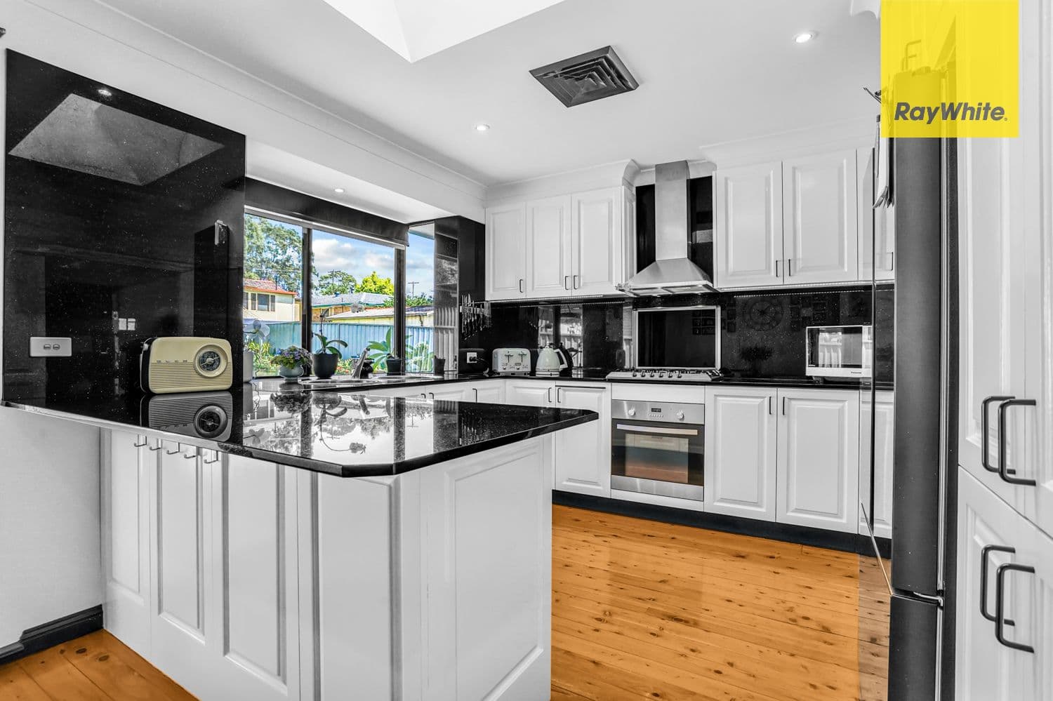 185 Metella Road, Toongabbie NSW 2146, Toongabbie - Thumbnail 4