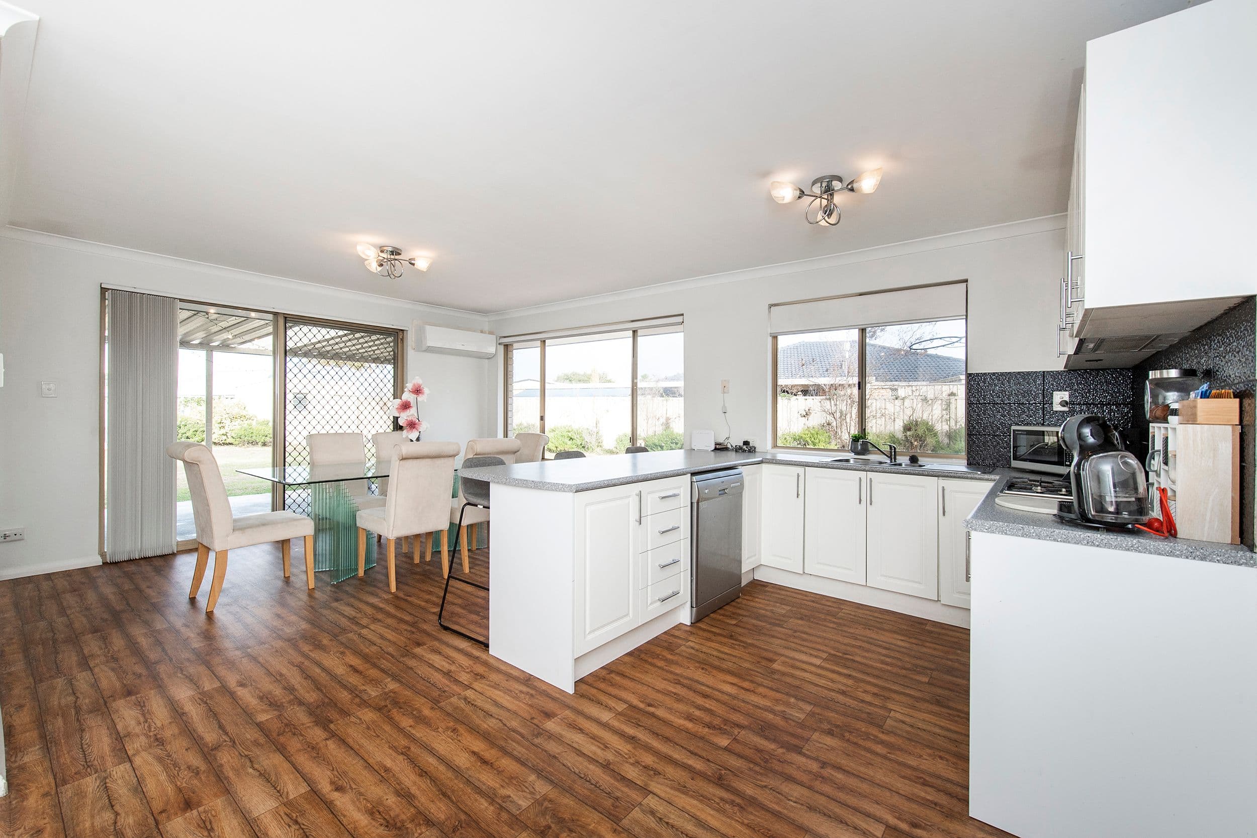 37 Discovery Crescent, Port Kennedy WA 6172, Port Kennedy - Thumbnail 2