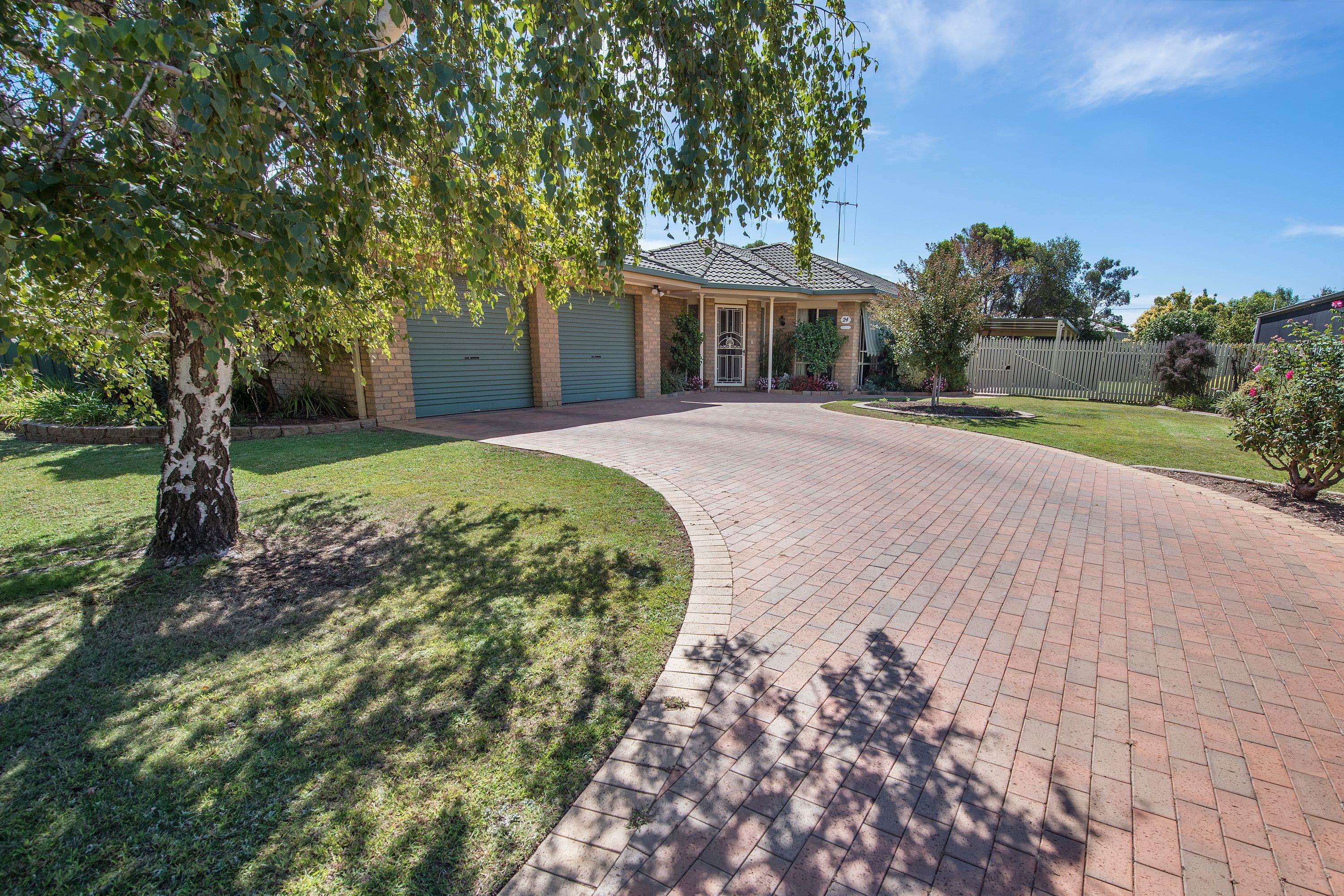 24 Parkview Drive, Swan Hill VIC 3585, Swan Hill - Image 1