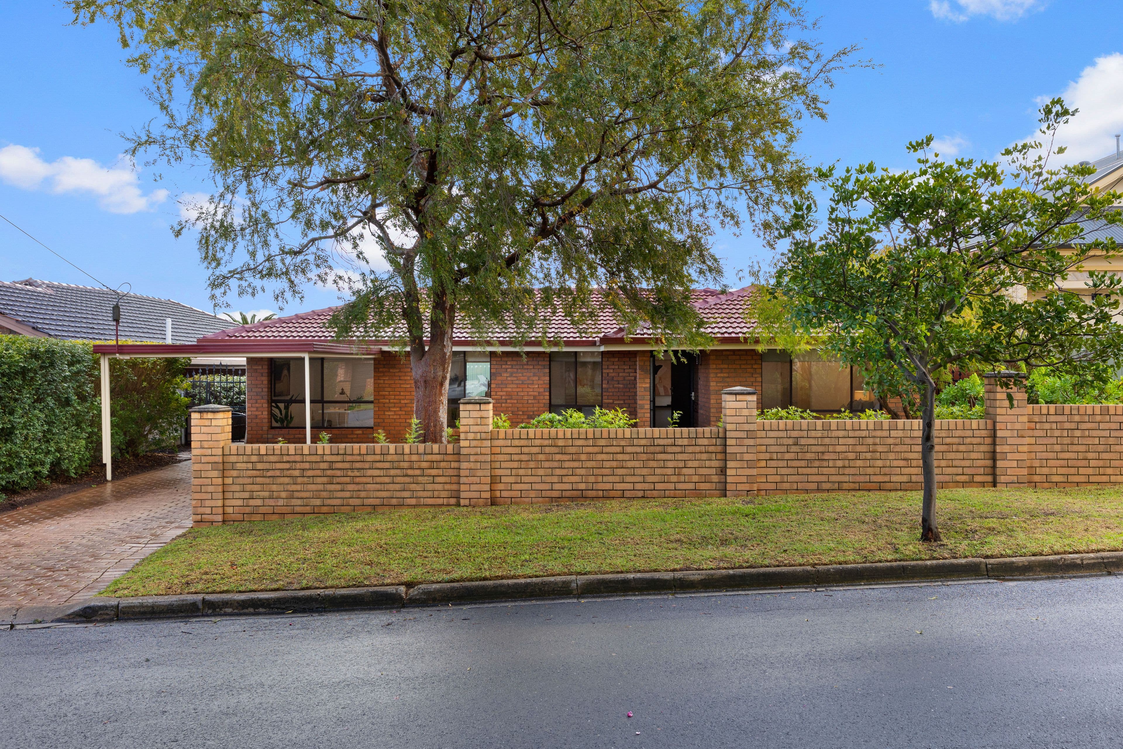 21 Thomson Avenue, Rostrevor SA 5073, Rostrevor - Image 1