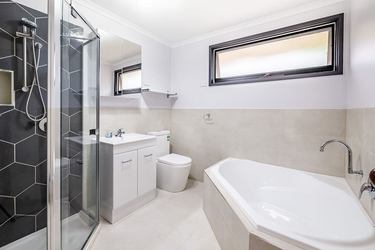 15 Phillip Court, Cranbourne North VIC 3977, Cranbourne North - Thumbnail 2