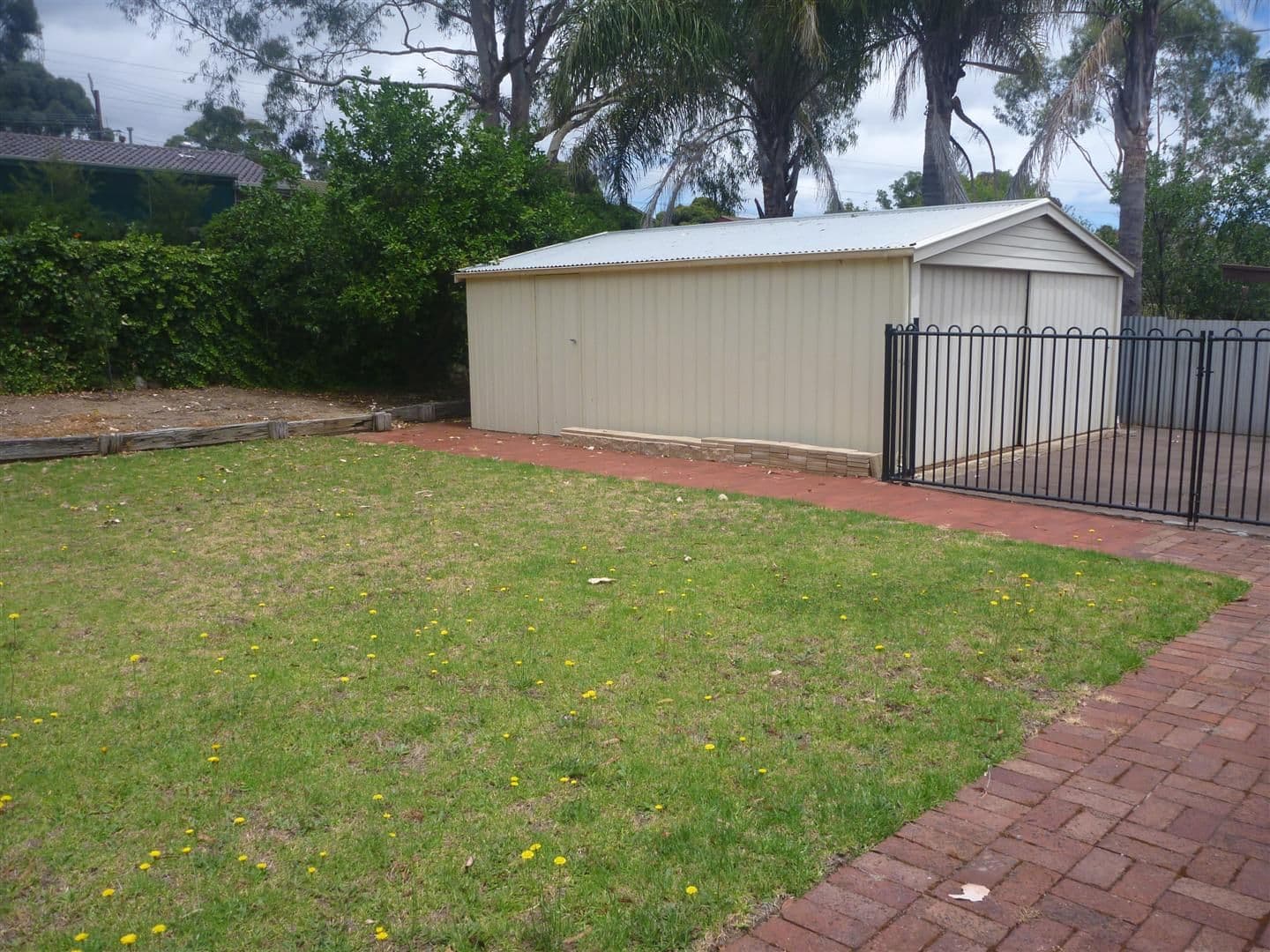 10 Roxanne Avenue, ABERFOYLE PARK SA 5159, Aberfoyle Park - Thumbnail 4