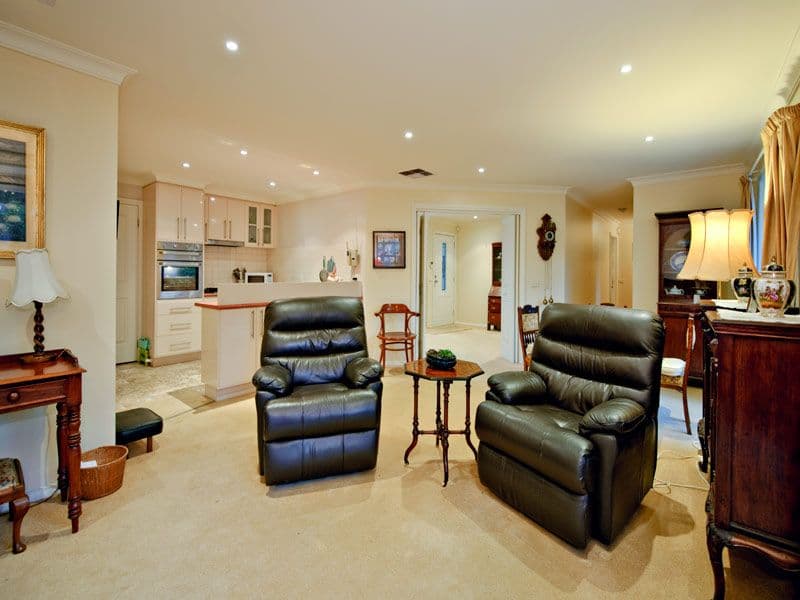 314 Middleborough Road, BLACKBURN VIC 3130, Blackburn - Thumbnail 6