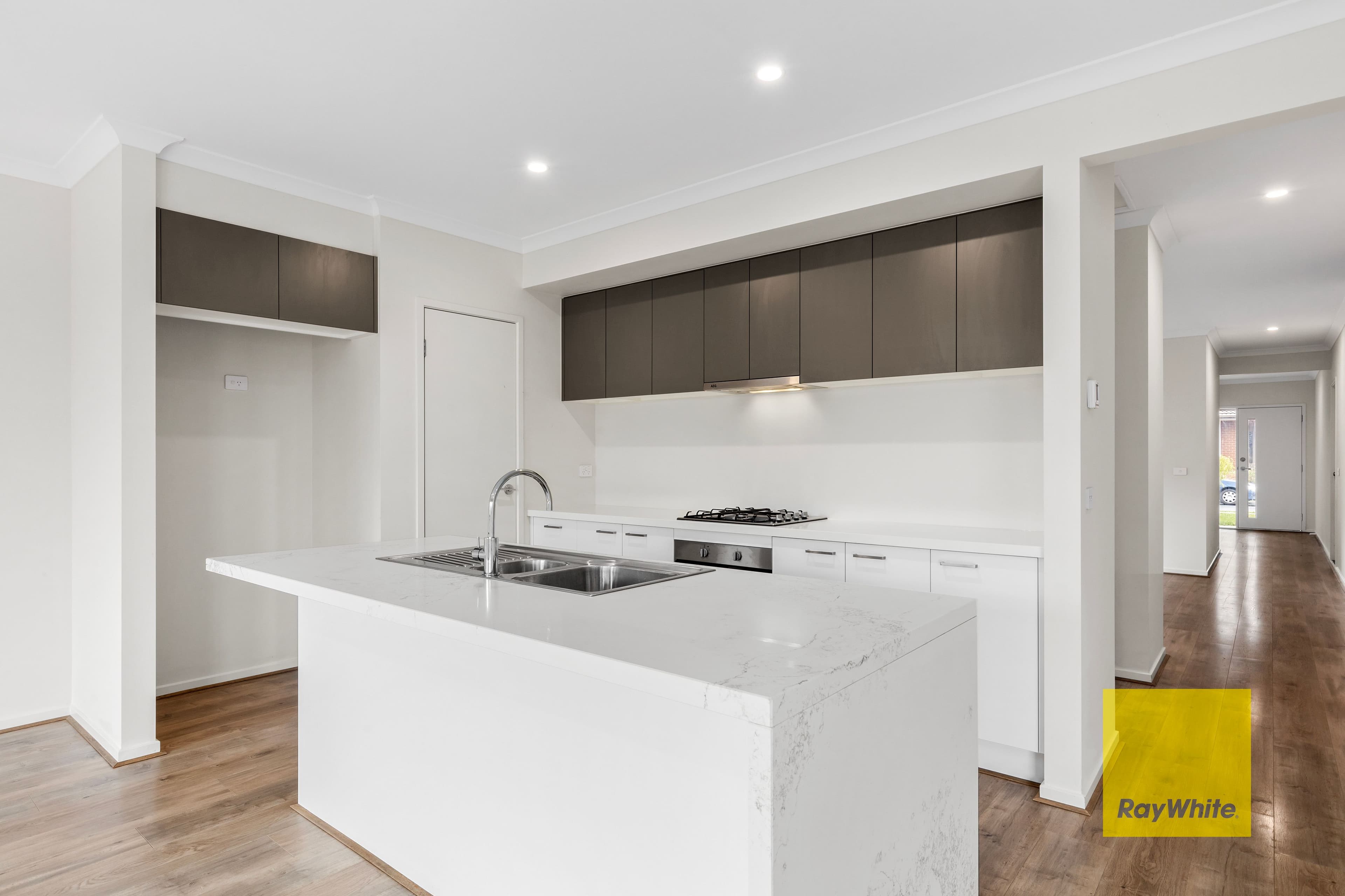 17 Silver Oak Way, MOUNT DUNEED VIC 3217, Mount Duneed - Thumbnail 2