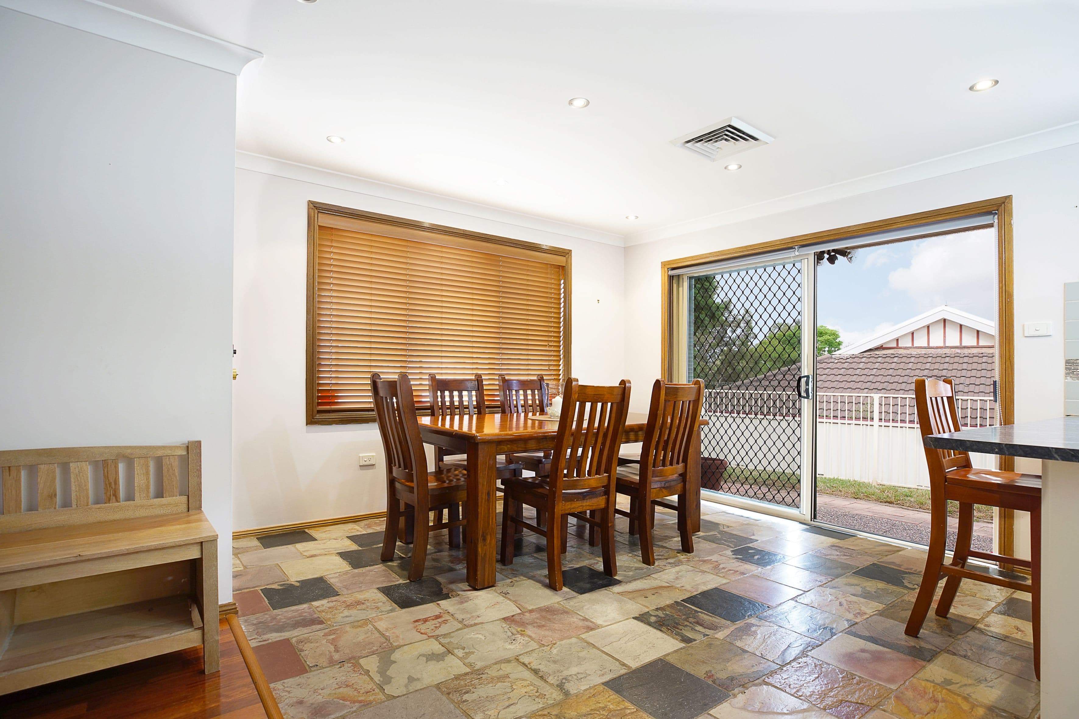 18 Bluebell Close, Glenmore Park - Thumbnail 5