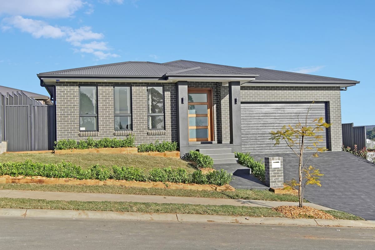 30 Roy Crescent, THIRLMERE, Thirlmere - Thumbnail 3