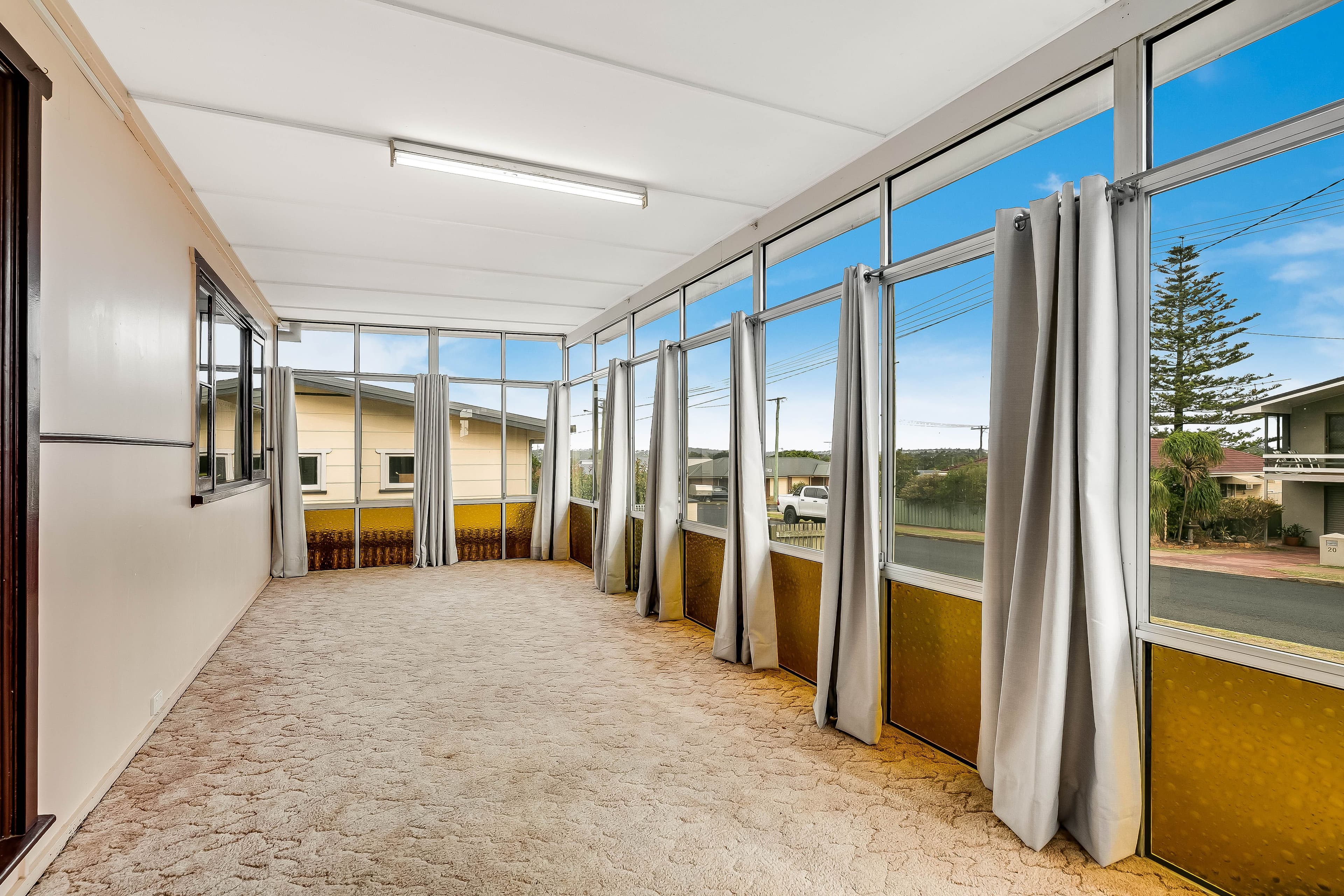 15 Fitzpatrick Street, Wilsonton QLD 4350, Wilsonton - Thumbnail 2