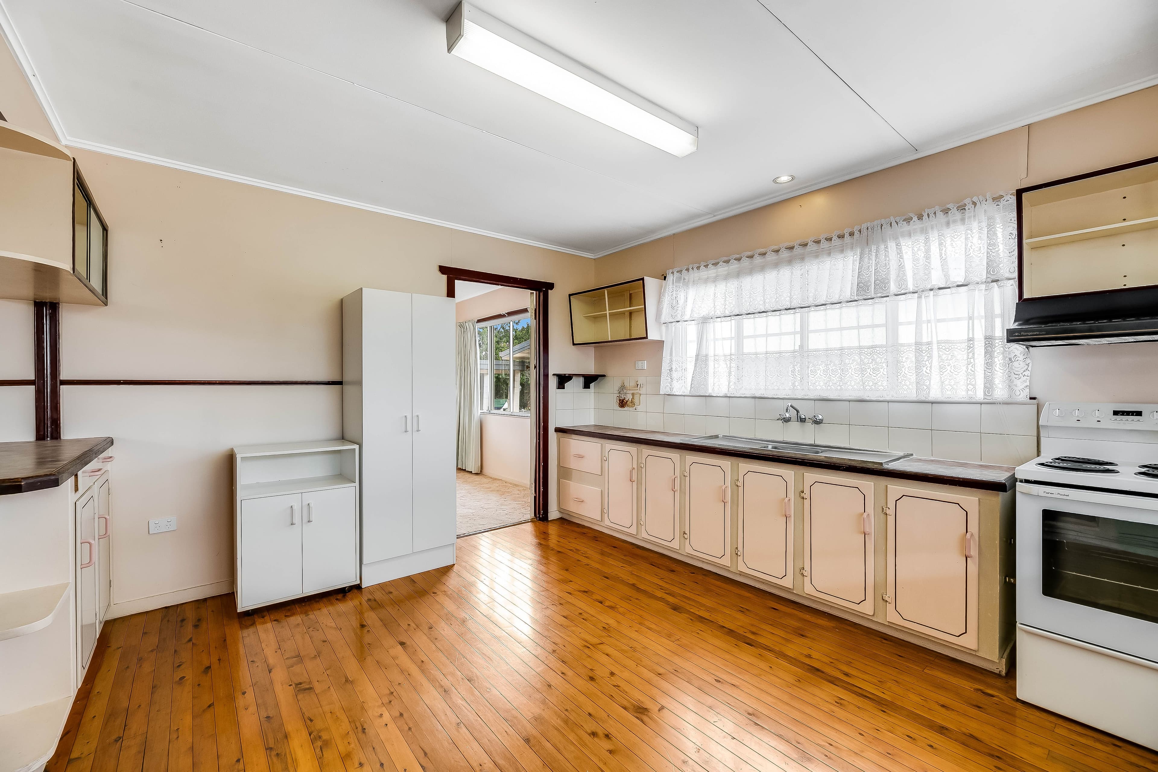 15 Fitzpatrick Street, Wilsonton QLD 4350, Wilsonton - Thumbnail 4