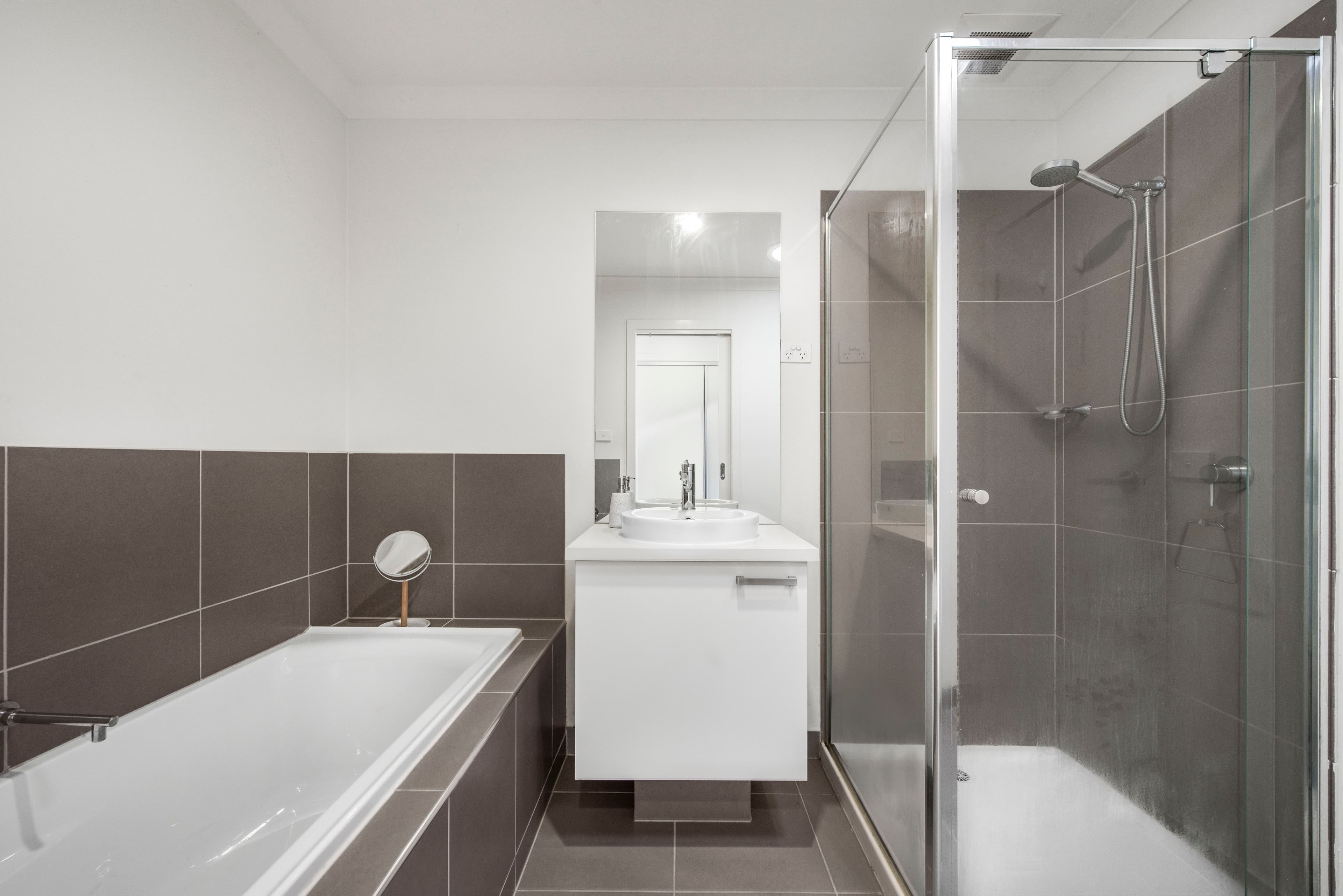 8 Park Orchard Drive, Pakenham VIC 3810, Pakenham - Thumbnail 6