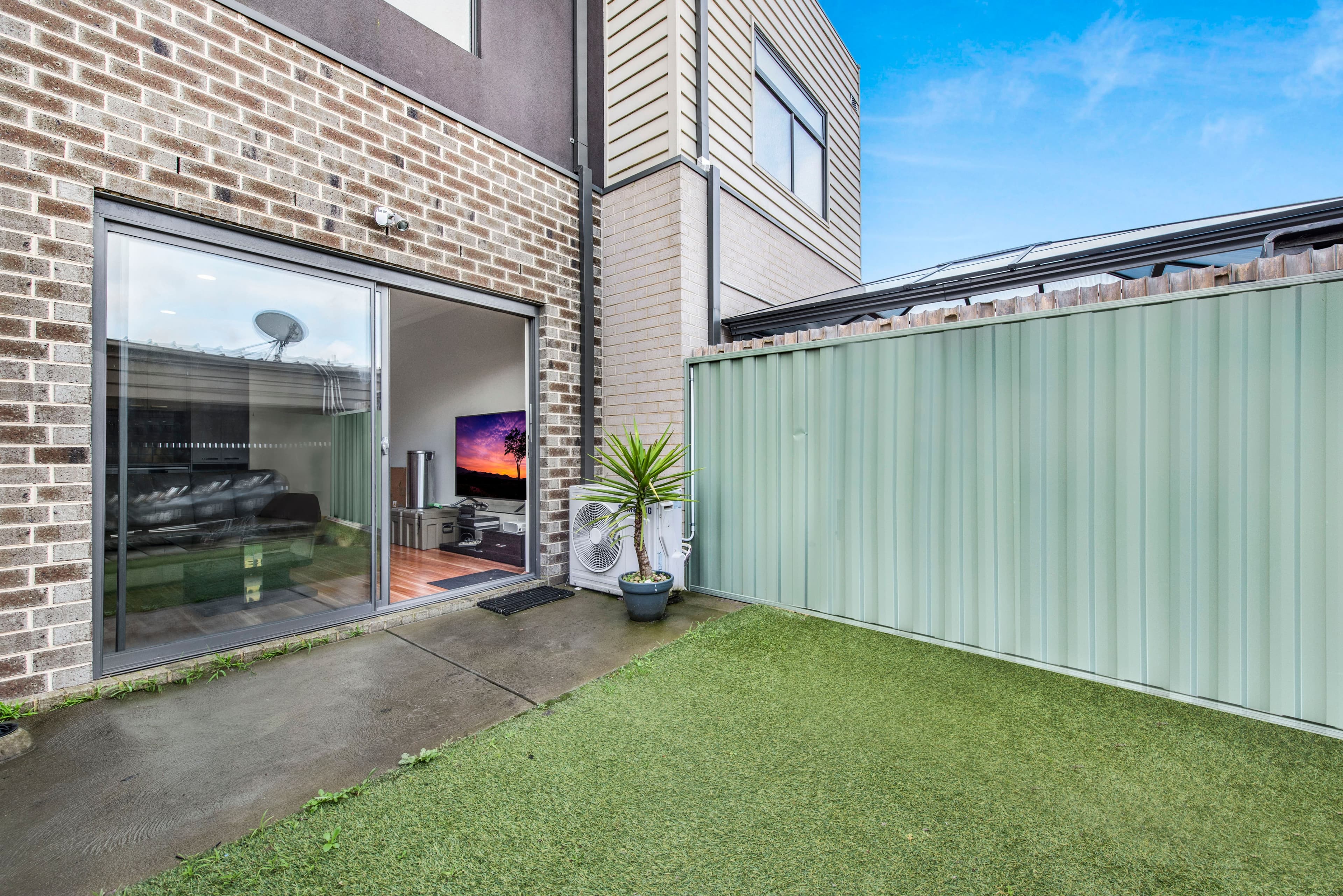 8 Park Orchard Drive, Pakenham VIC 3810, Pakenham - Thumbnail 7