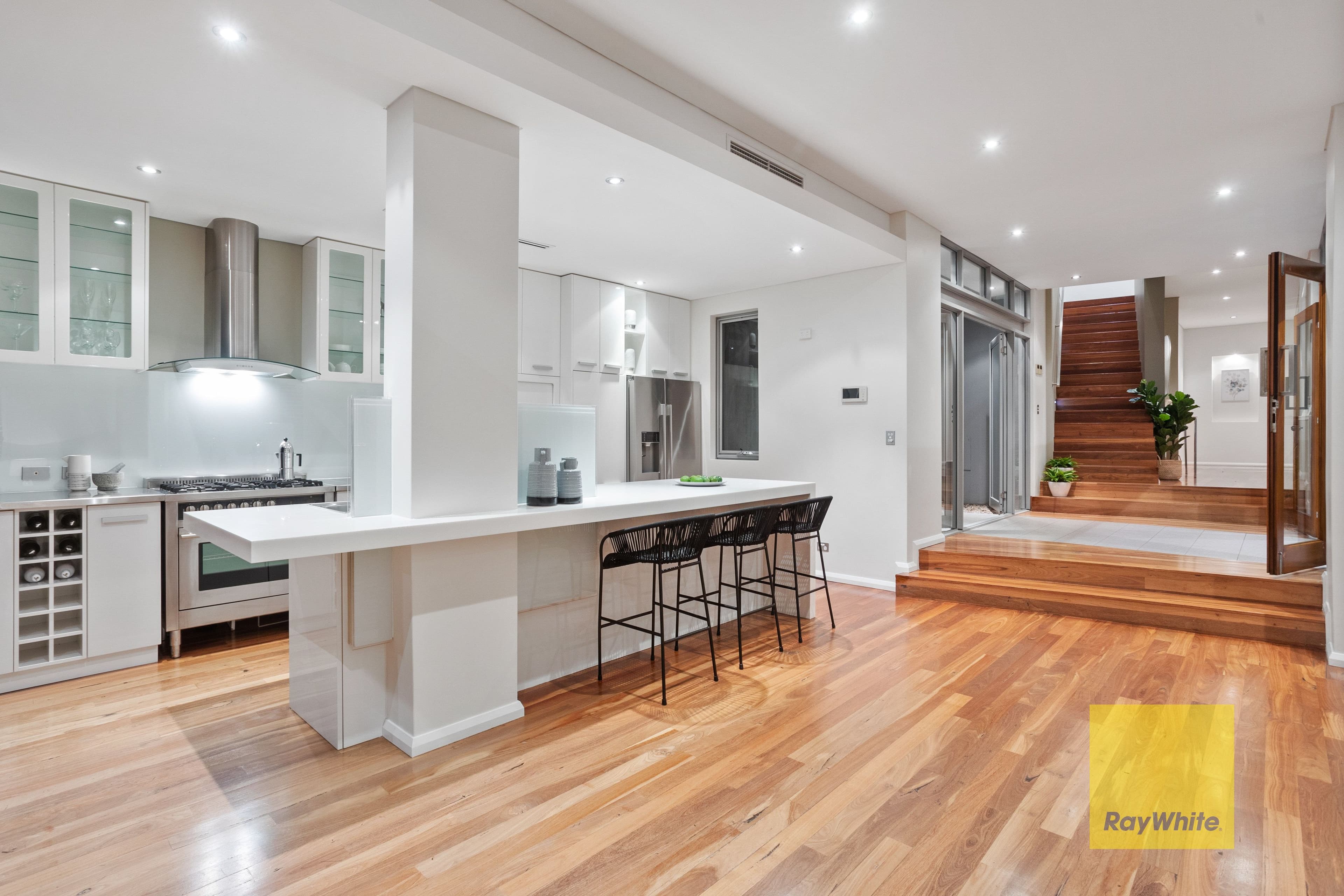 32 Boreham Street, Cottesloe WA 6011, Cottesloe - Thumbnail 7