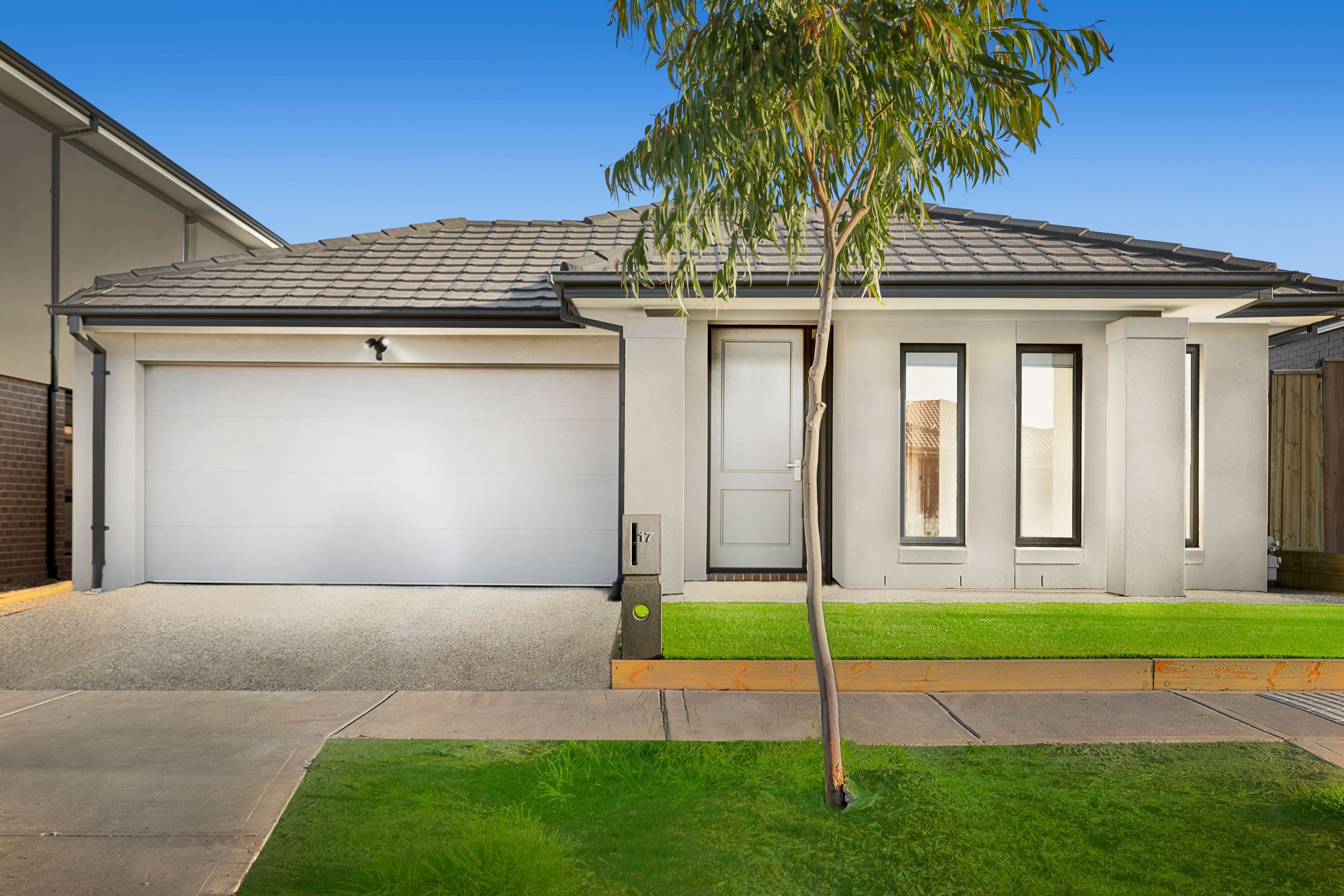 17 Sunnybank Road, FRASER RISE VIC 3336, Fraser Rise - Image 1