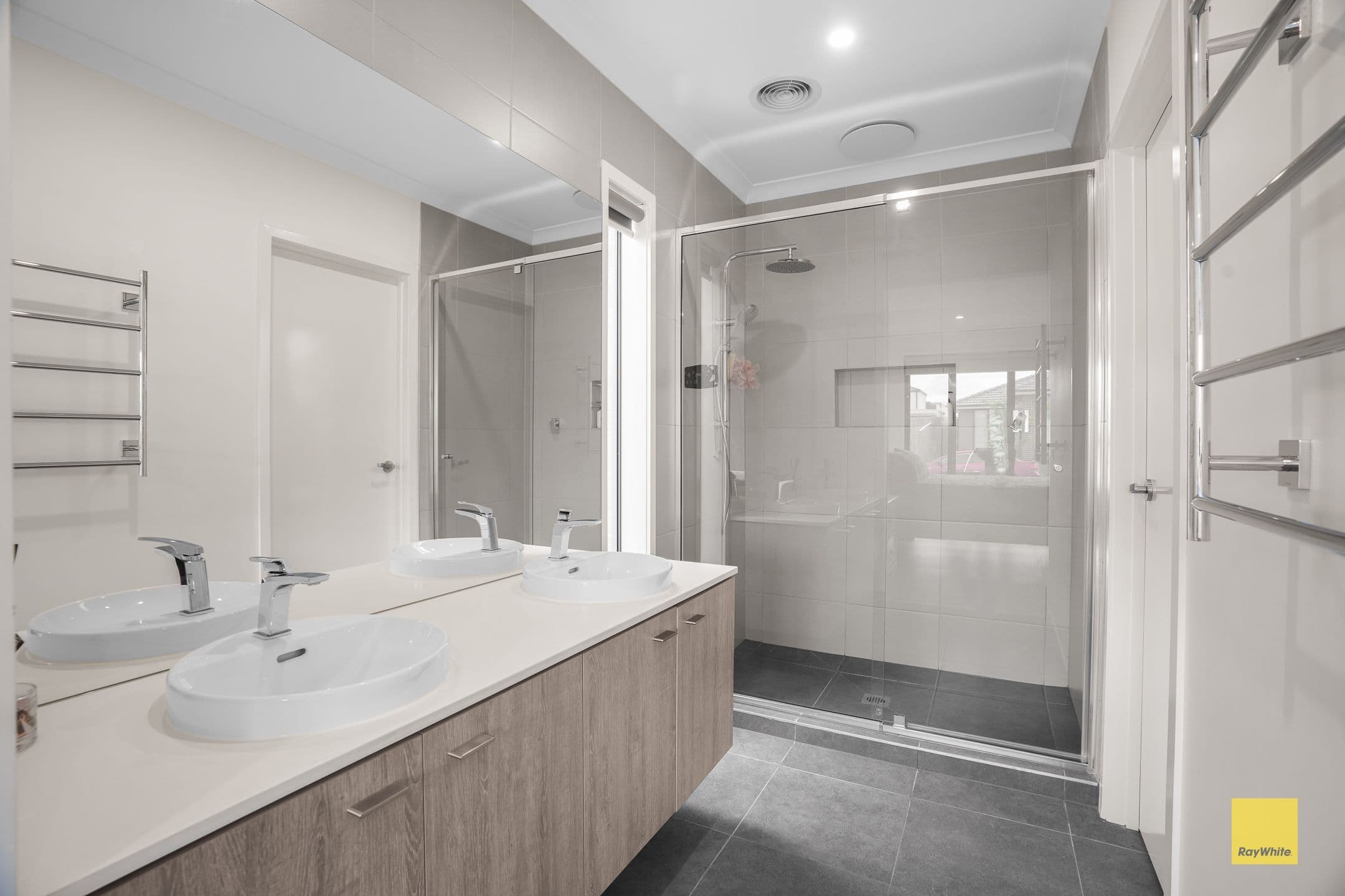3 Casine Road, FRASER RISE VIC 3336, Fraser Rise - Thumbnail 3