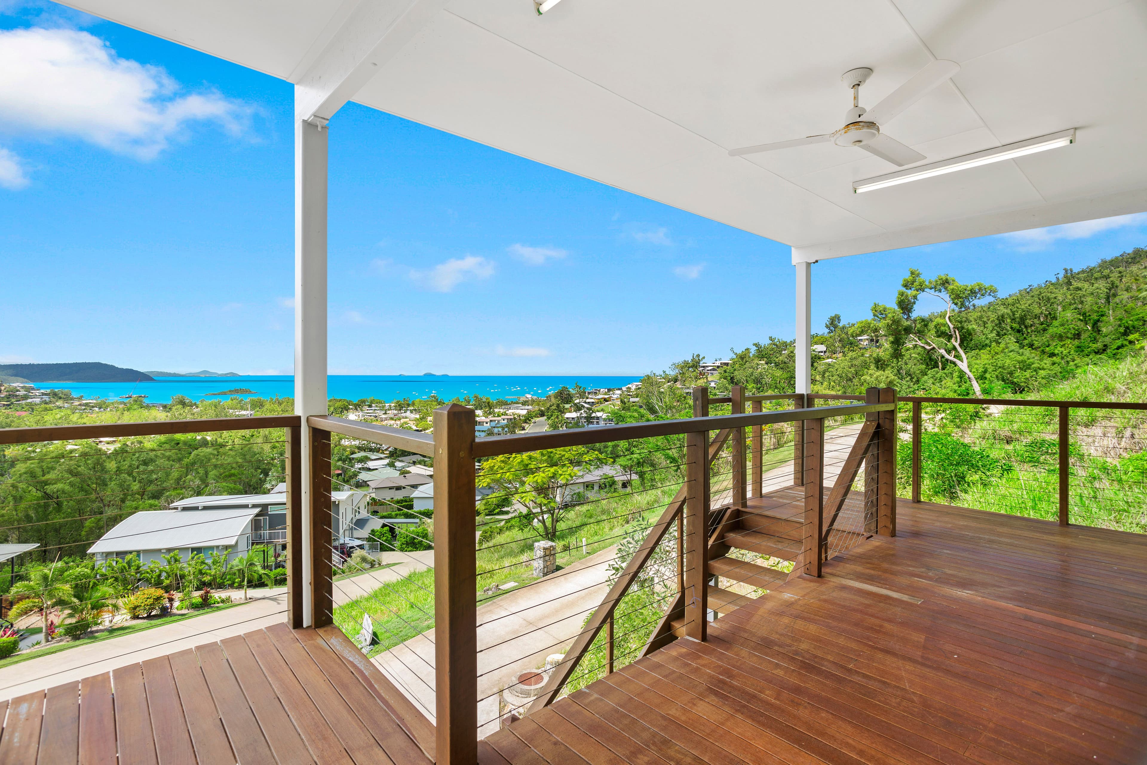 20 Yachtsmans Parade, CANNONVALE QLD 4802, Cannonvale - Thumbnail 3
