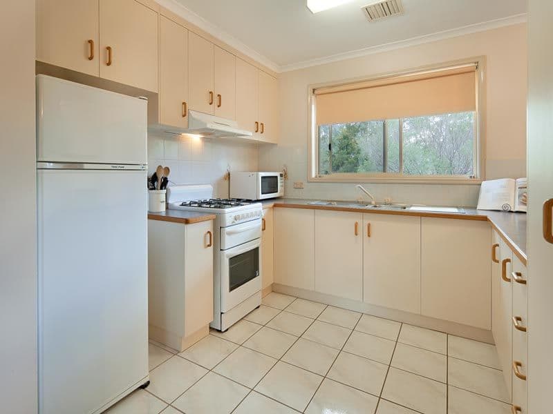 11  Heppner Court, THURGOONA NSW 2640, Thurgoona - Thumbnail 3