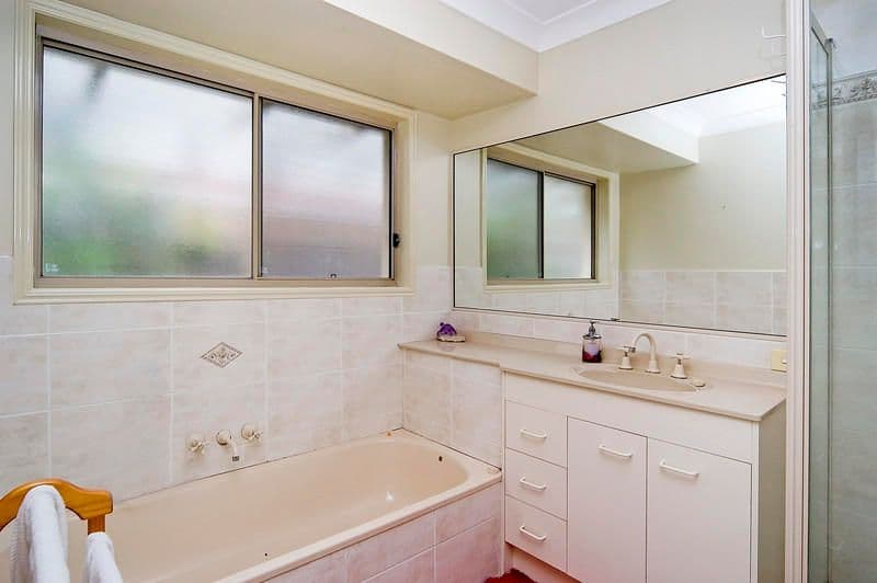 42 Arlene Park Terrace, HELENSVALE QLD 4212, Helensvale - Thumbnail 8