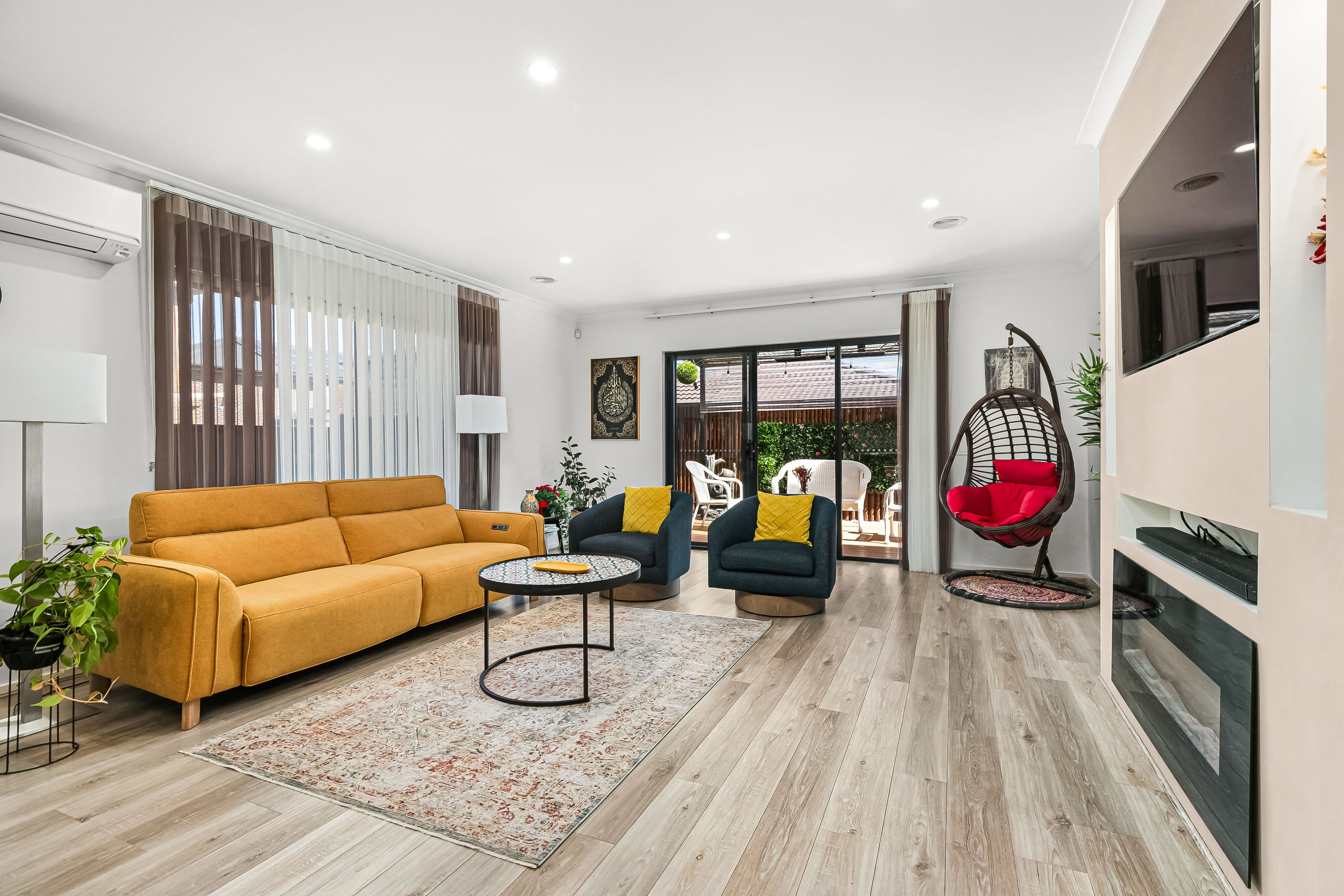 11 Angove Street, Craigieburn VIC 3064, Craigieburn - Thumbnail 3