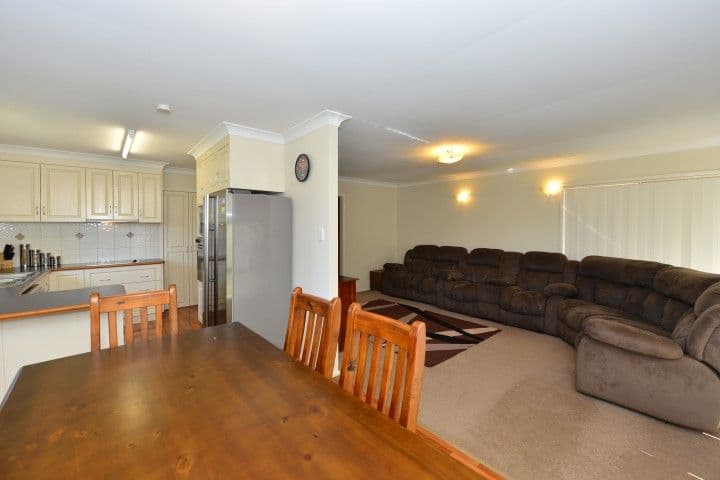 4 Koala Street, HARRISTOWN QLD 4350, Harristown - Thumbnail 6