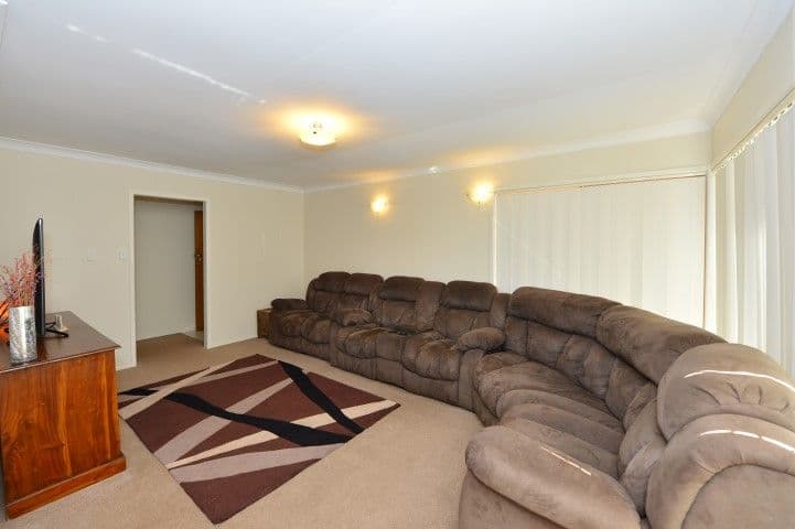 4 Koala Street, HARRISTOWN QLD 4350, Harristown - Thumbnail 7