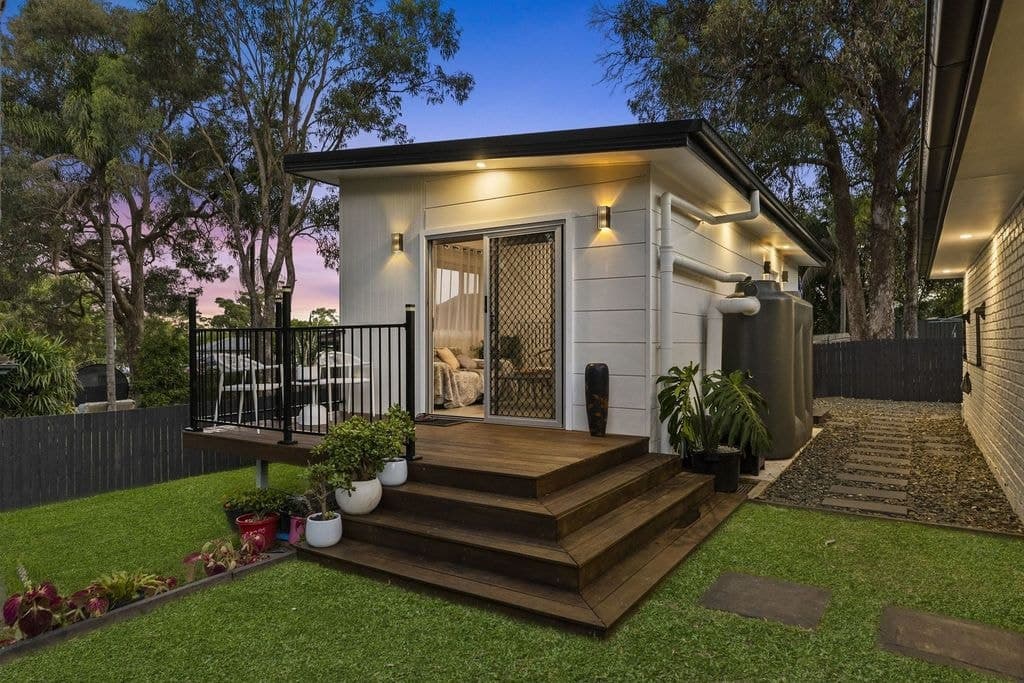 11 Sally Close, Lake Haven - Thumbnail 3