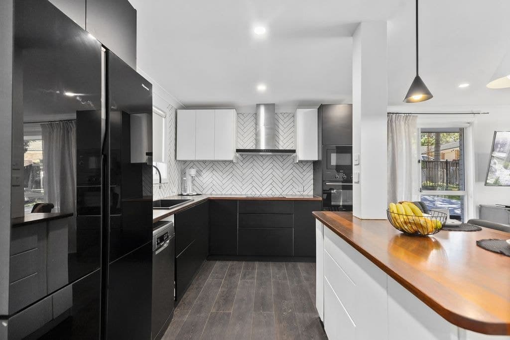 11 Sally Close, Lake Haven - Thumbnail 5